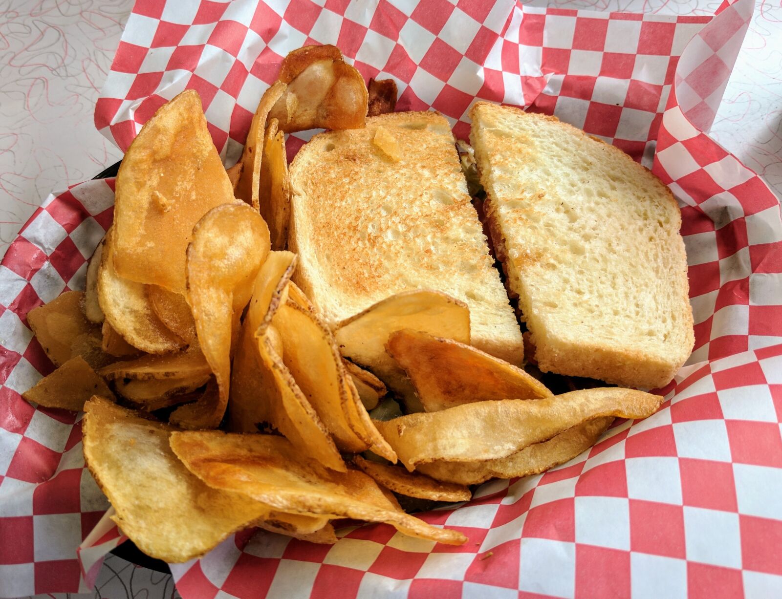 Google Pixel sample photo. Diner, food, chips photography