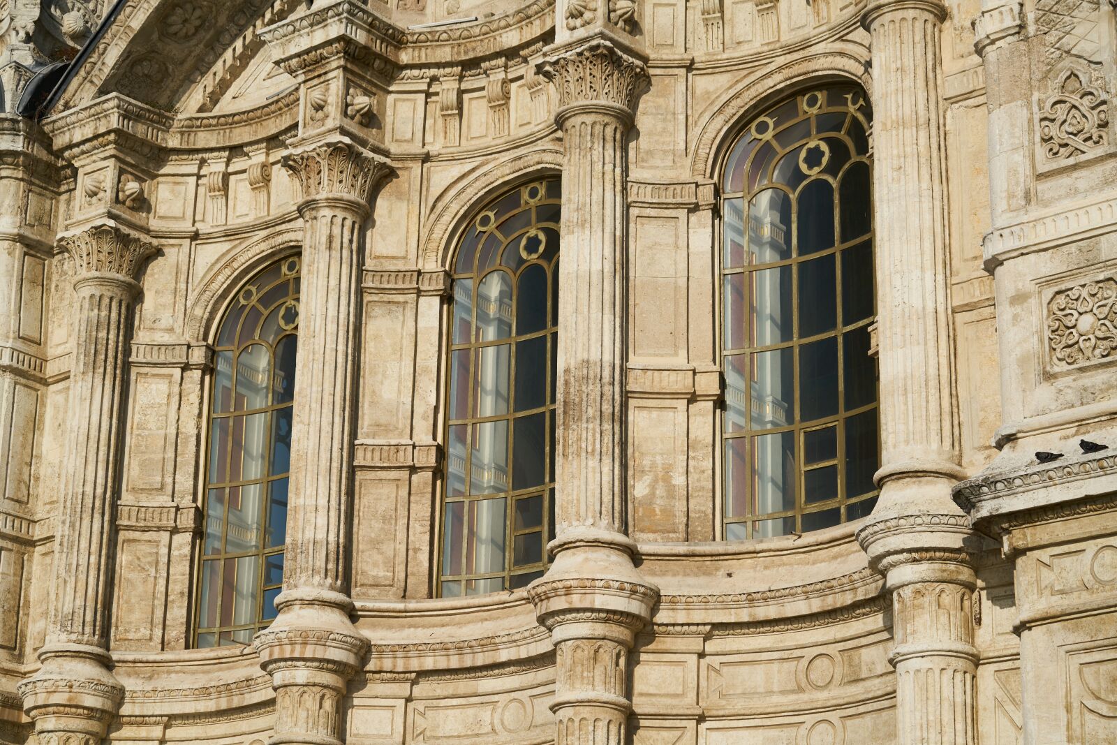 Sony FE 70-200mm F4 G OSS sample photo. Architecture, building, beautiful photography