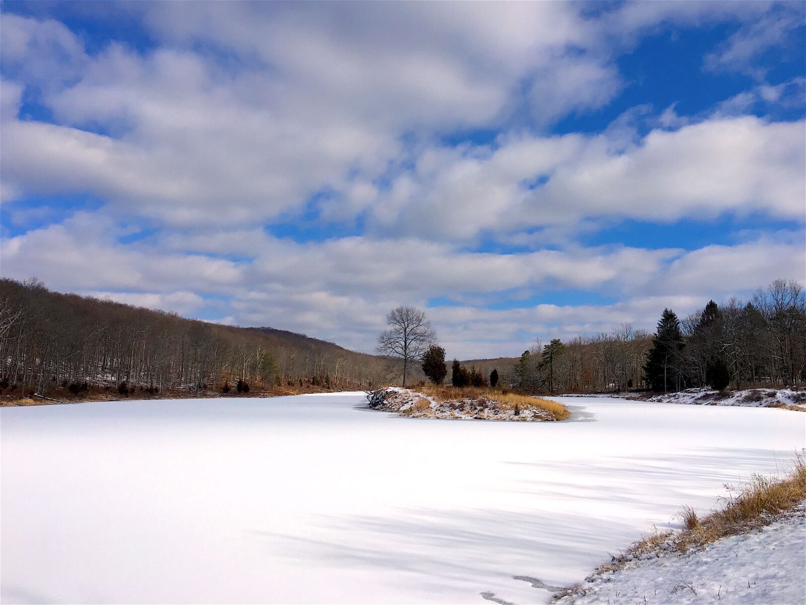 Apple iPhone 6s sample photo. Lake, snow, frozen photography