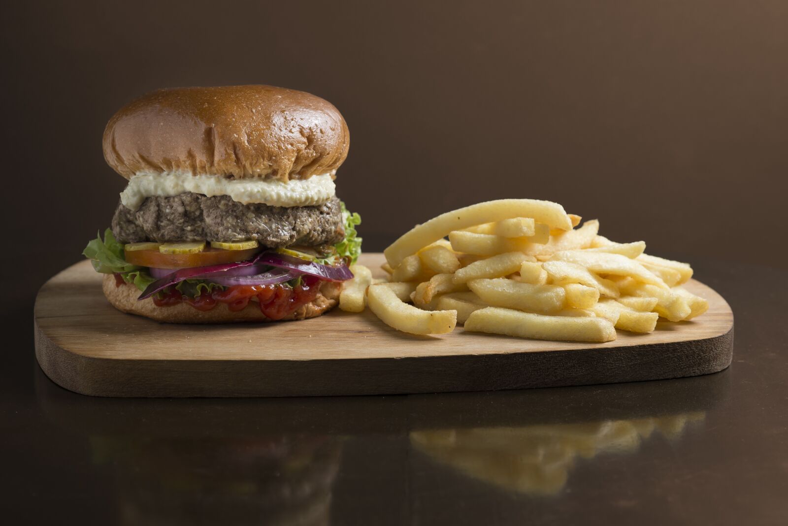 Nikon D610 sample photo. Burger, snack, crisp photography