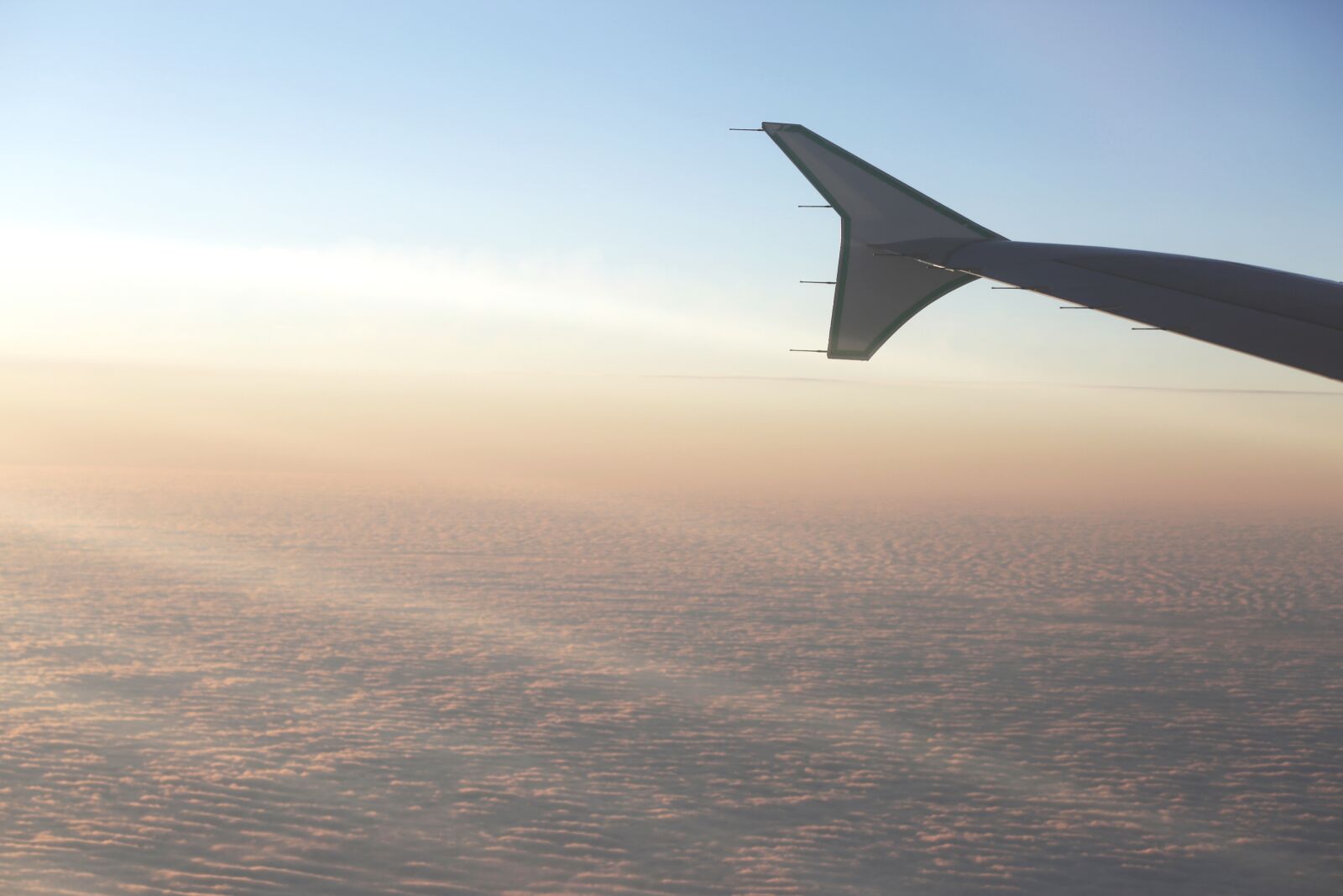 Canon EF 100mm F2.8 Macro USM sample photo. Airplane, wing, flying photography