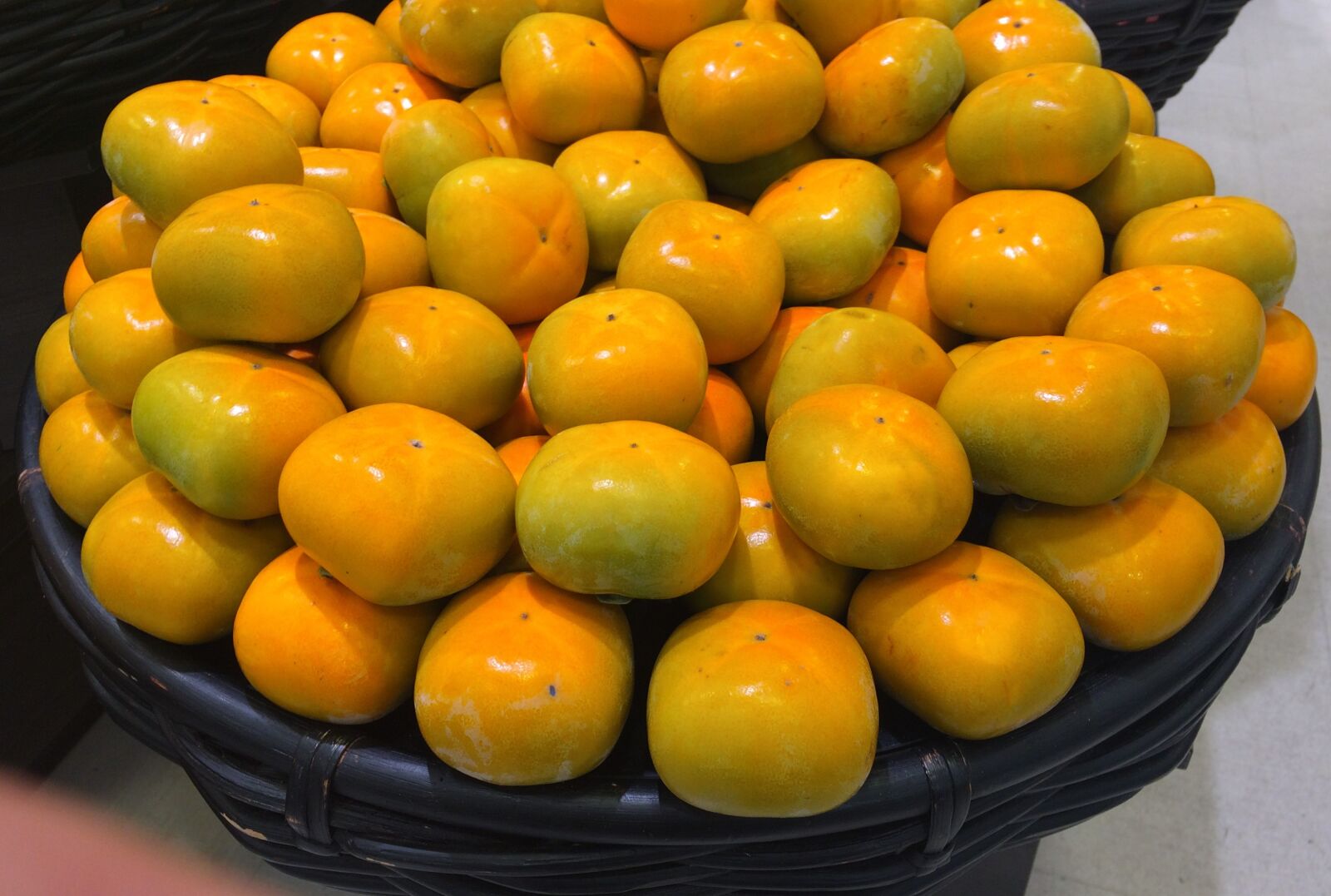 iPhone 5s back camera 4.15mm f/2.2 sample photo. Persimmon, autumn, sweet photography