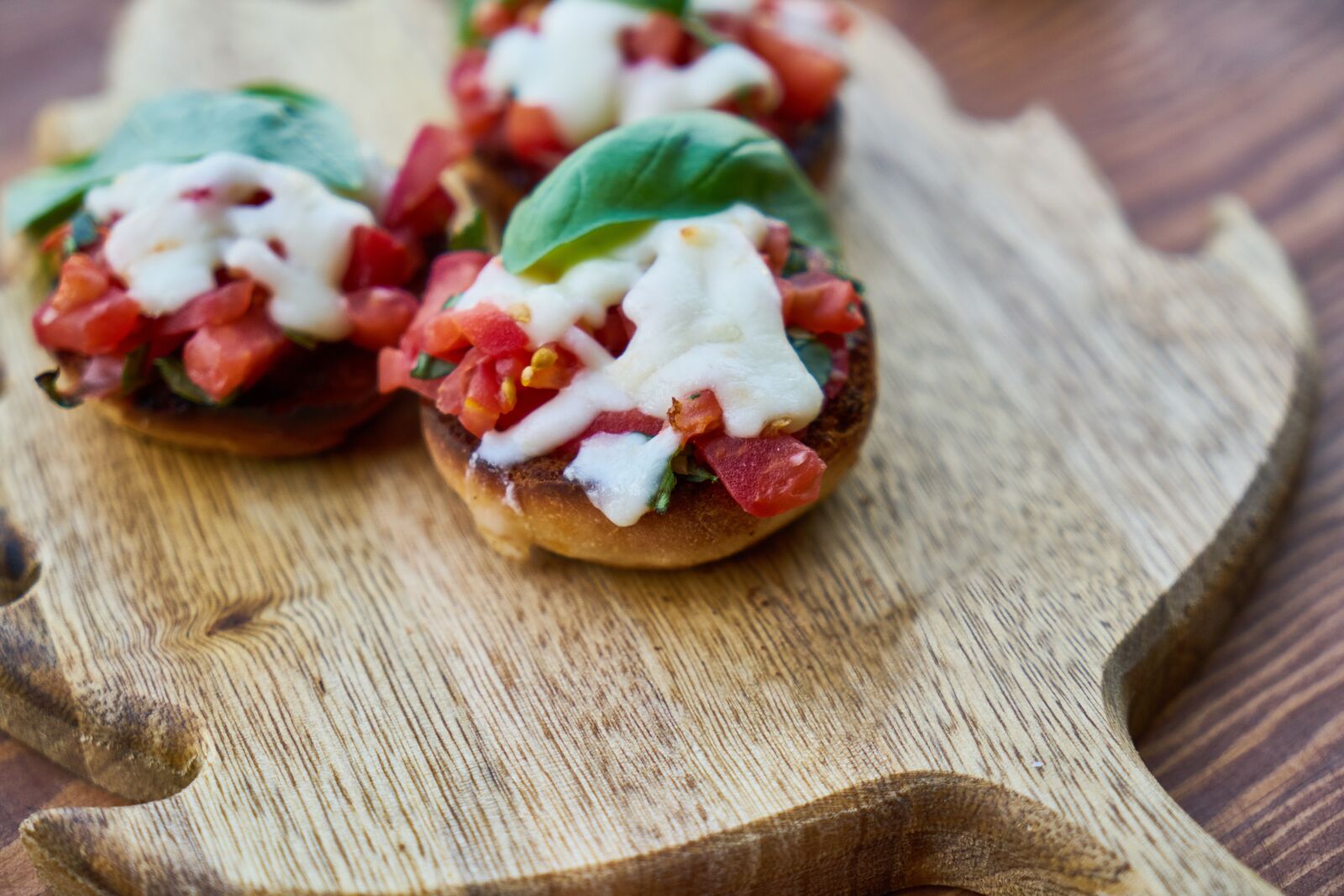 Sony a7R II sample photo. Food, snack, couch photography