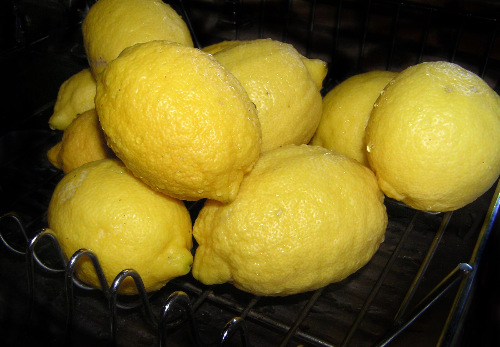 Olympus C750UZ sample photo. Lemons, citrus, fruit photography