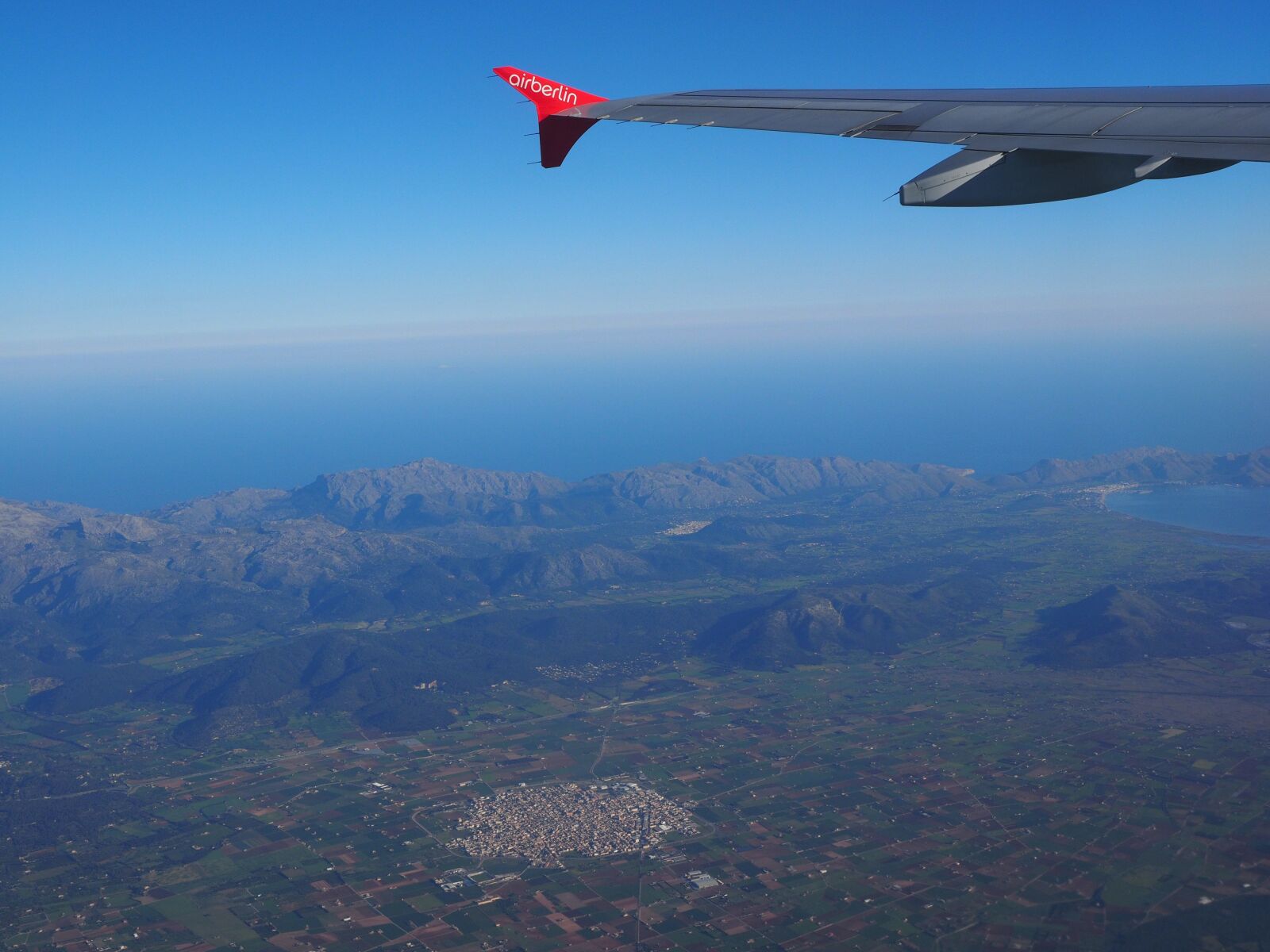 Olympus OM-D E-M1 + Olympus M.Zuiko Digital ED 12-40mm F2.8 Pro sample photo. Mallorca, aerial view, aerial photography