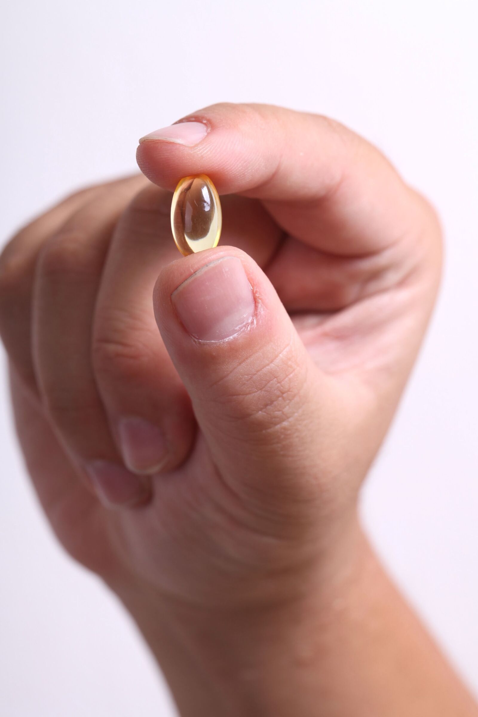 Canon EOS 5D Mark II sample photo. Human hand, vitamins, diet photography