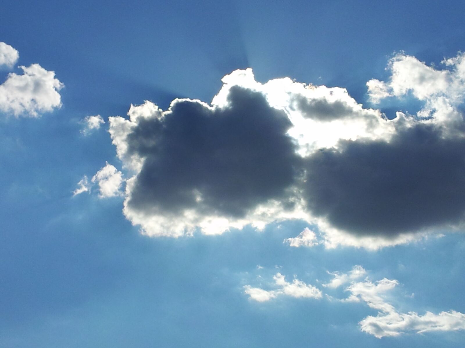 Samsung Galaxy S2 sample photo. Clouds, sun, sky photography