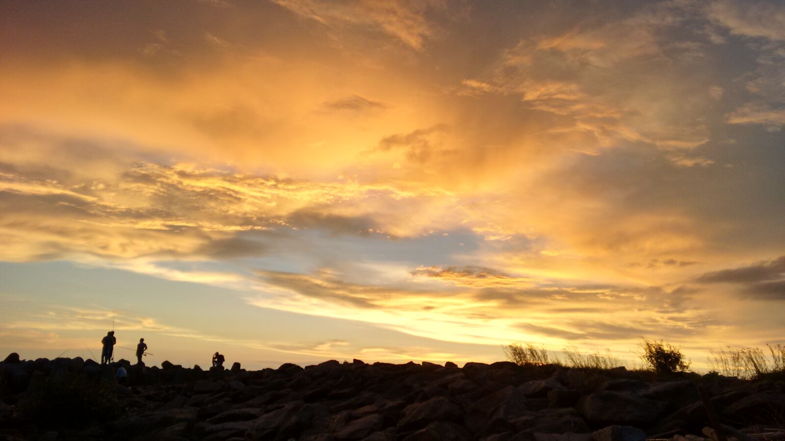Motorola Moto G (2nd Gen) sample photo. Middle, of, day, and photography