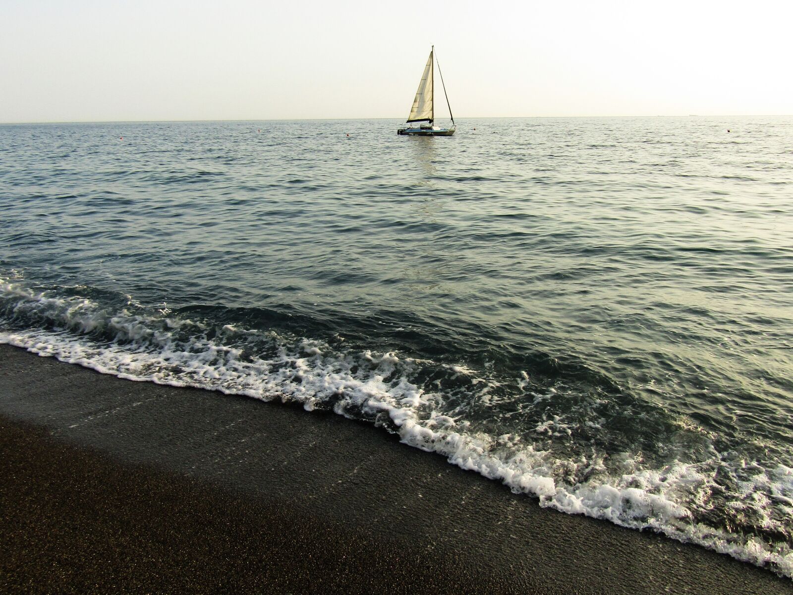 Canon PowerShot SX410 IS sample photo. Beach, sea, sailing boat photography
