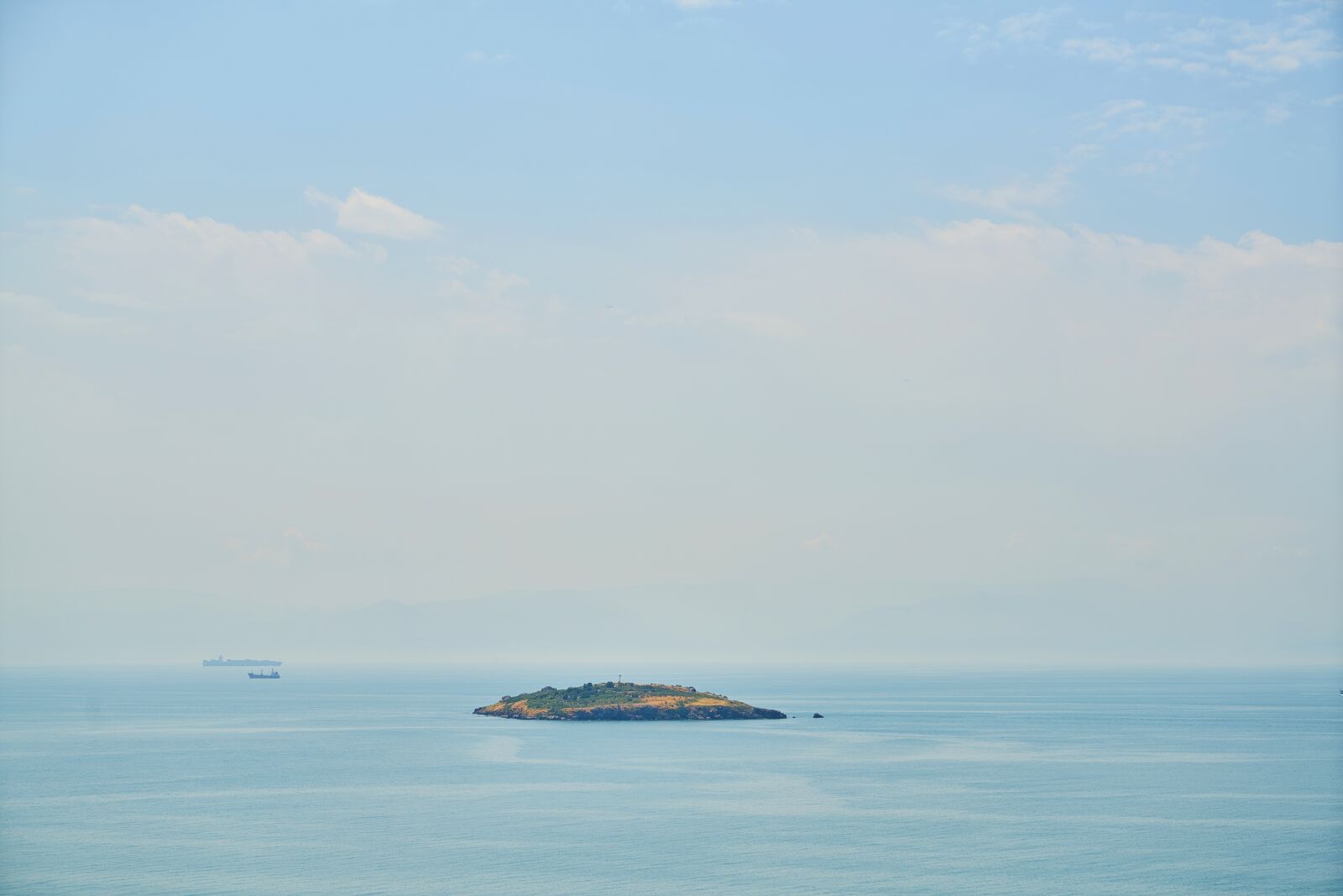 Sony a7R II + Sony Vario Tessar T* FE 24-70mm F4 ZA OSS sample photo. Ada, marine, water photography