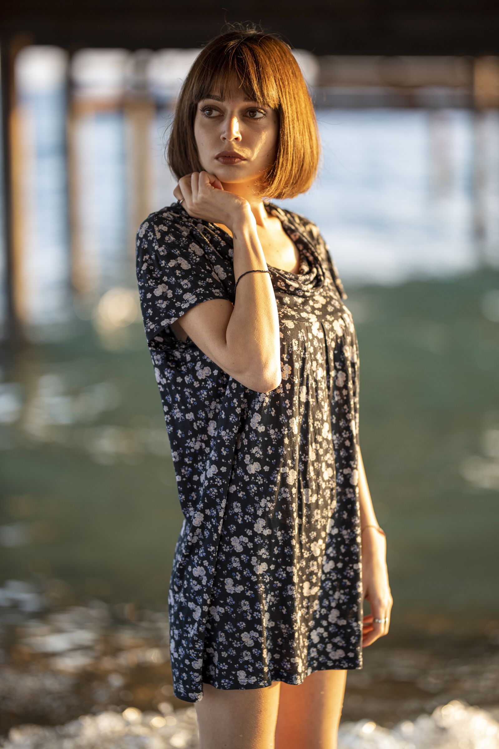 Canon RF 85mm F1.2L USM sample photo. Model, woman, pose photography