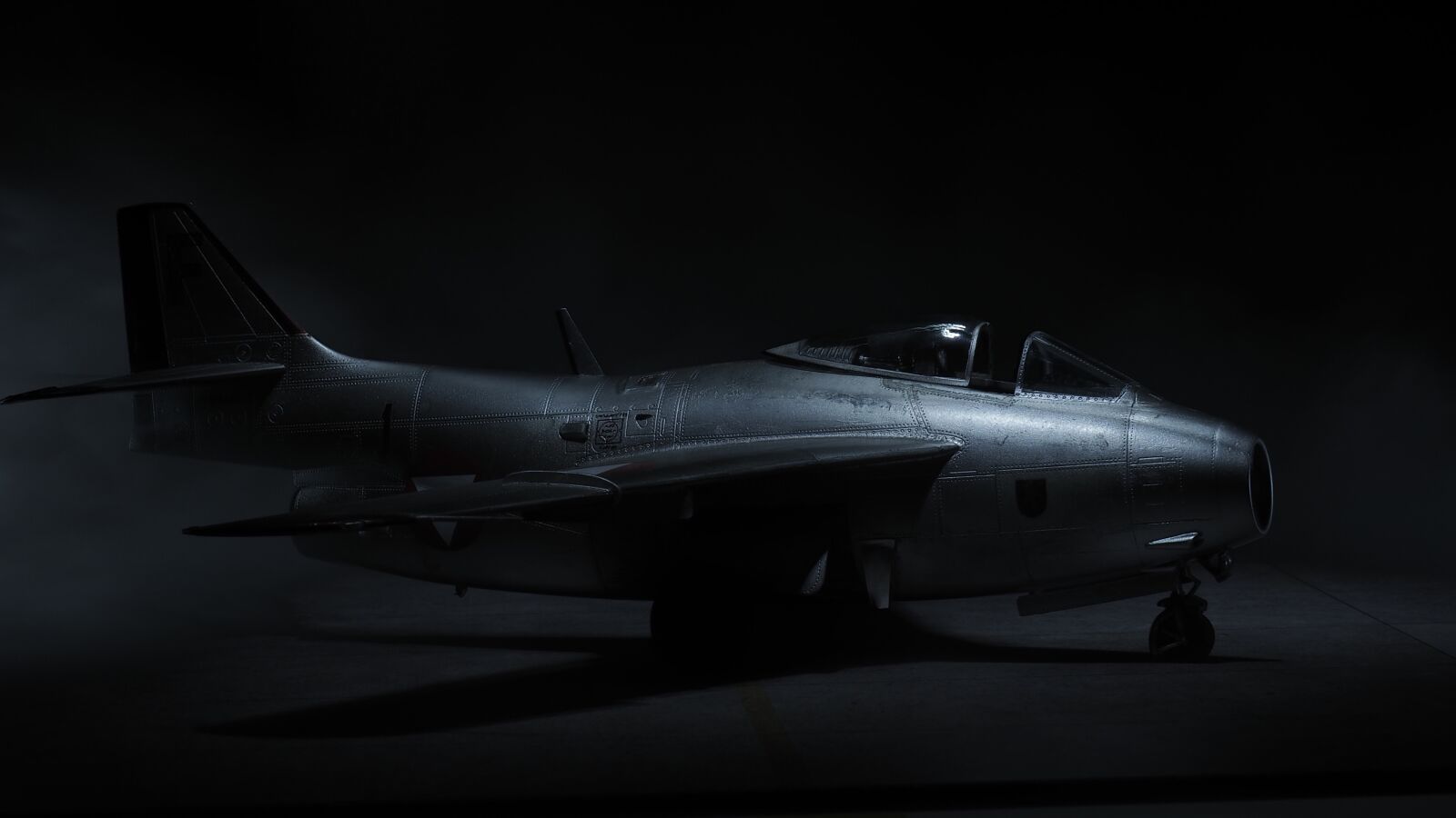 Olympus OM-D E-M5 II sample photo. Saab29, model airplane, light photography