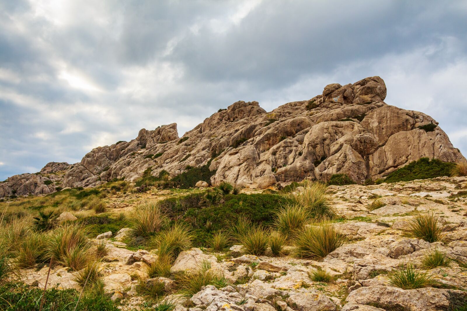Canon EOS 650D (EOS Rebel T4i / EOS Kiss X6i) sample photo. Cap formentor, mallorca, winter photography