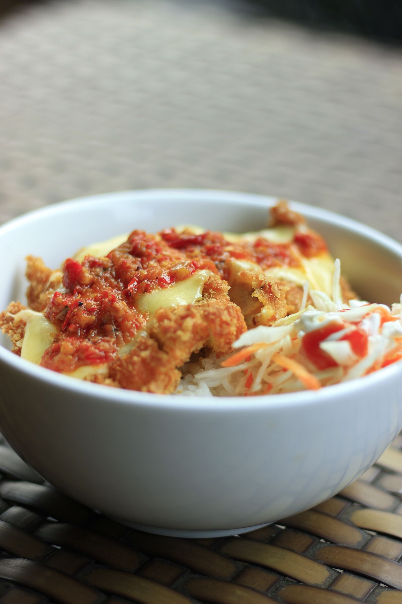 Canon EOS 600D (Rebel EOS T3i / EOS Kiss X5) + Canon EF 50mm F1.8 STM sample photo. Chicken, cheese, rice photography