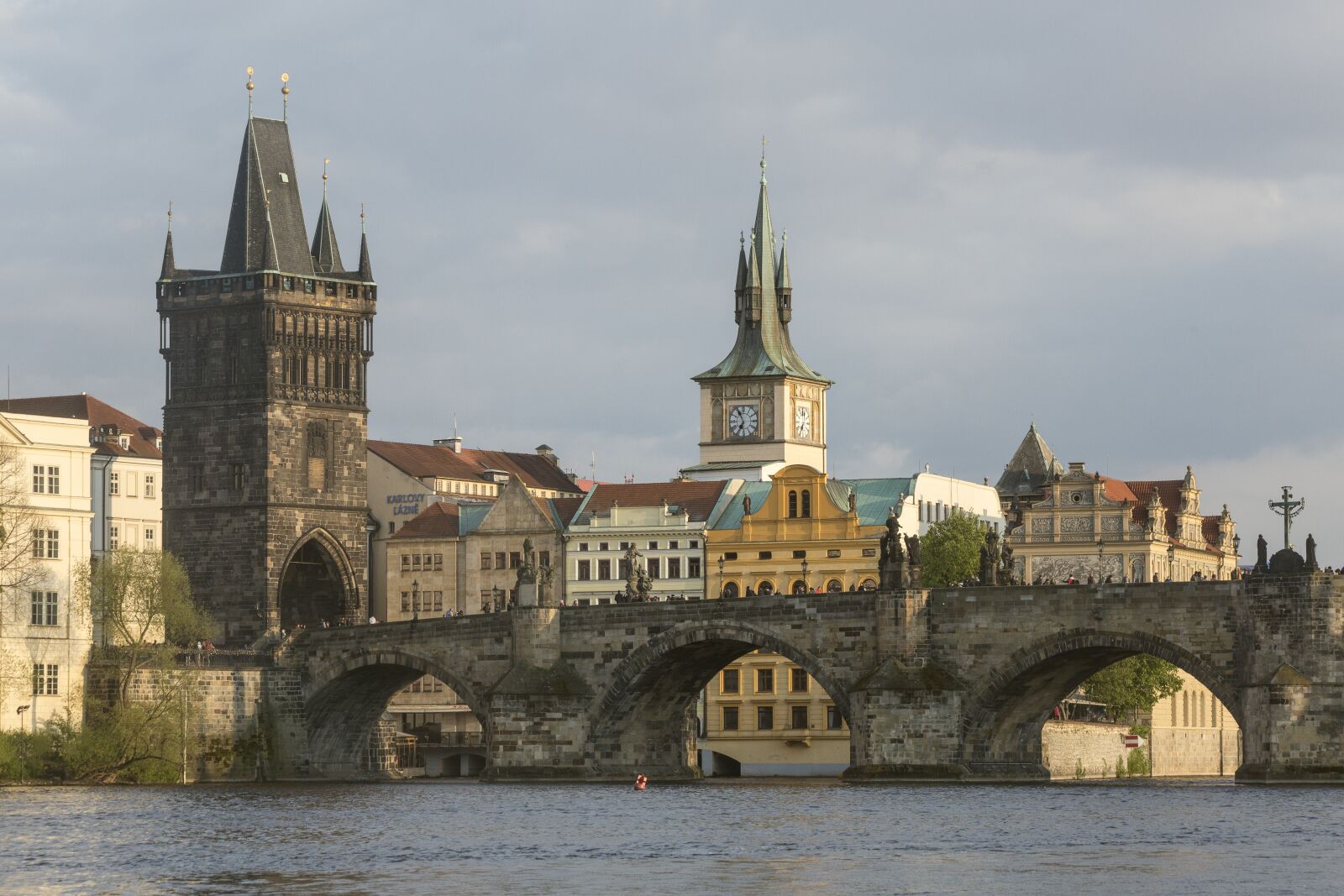 Canon EF 70-300mm F4-5.6 IS USM sample photo. Prague, czech republic, charles photography