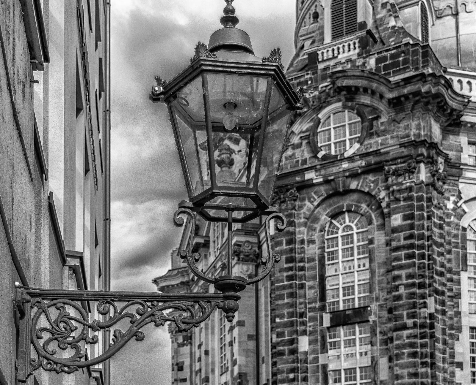 Nikon D3300 sample photo. Lantern, lighting, street lamp photography