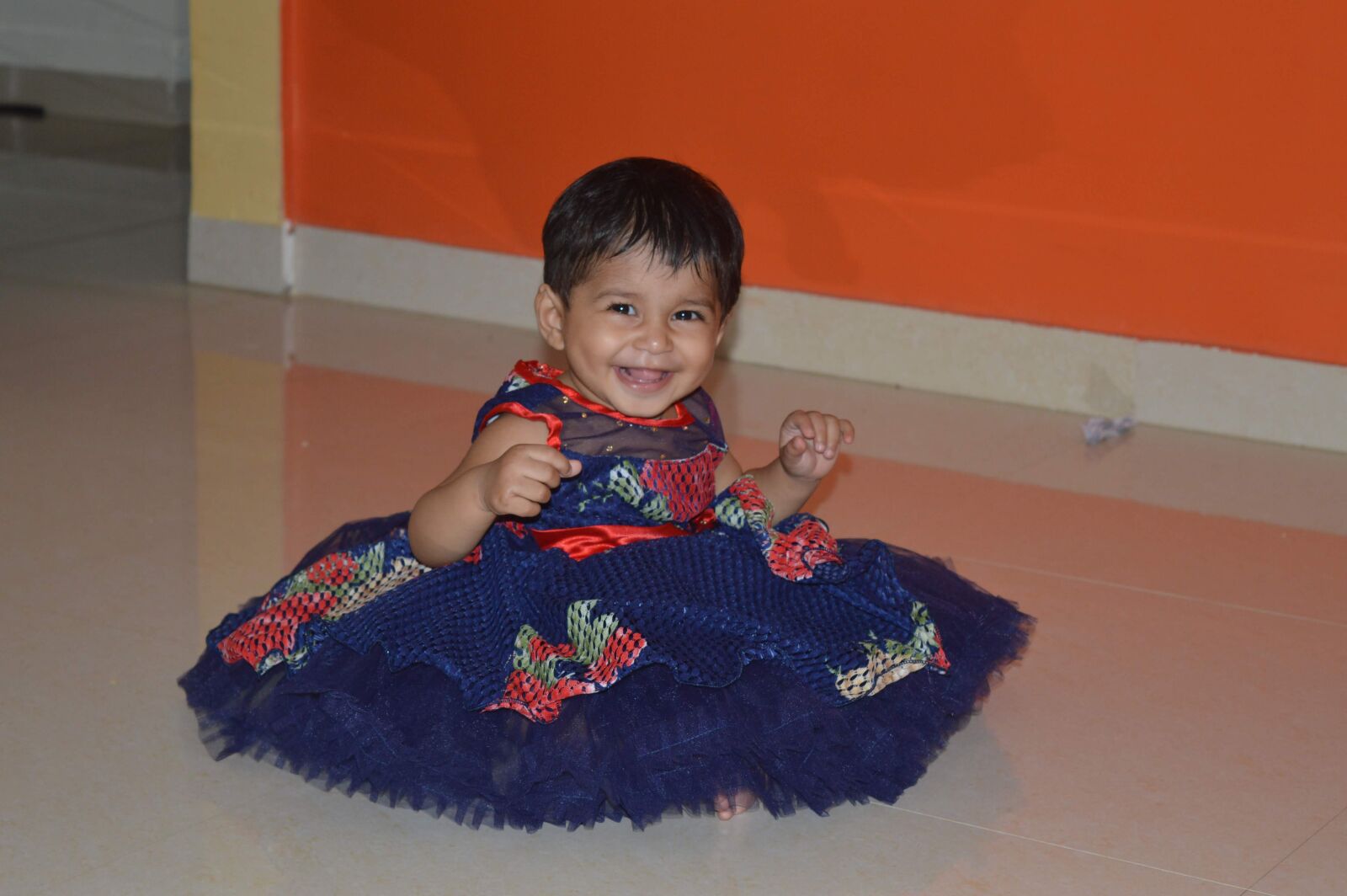 Nikon D3200 sample photo. Cute baby, dressed, purple photography