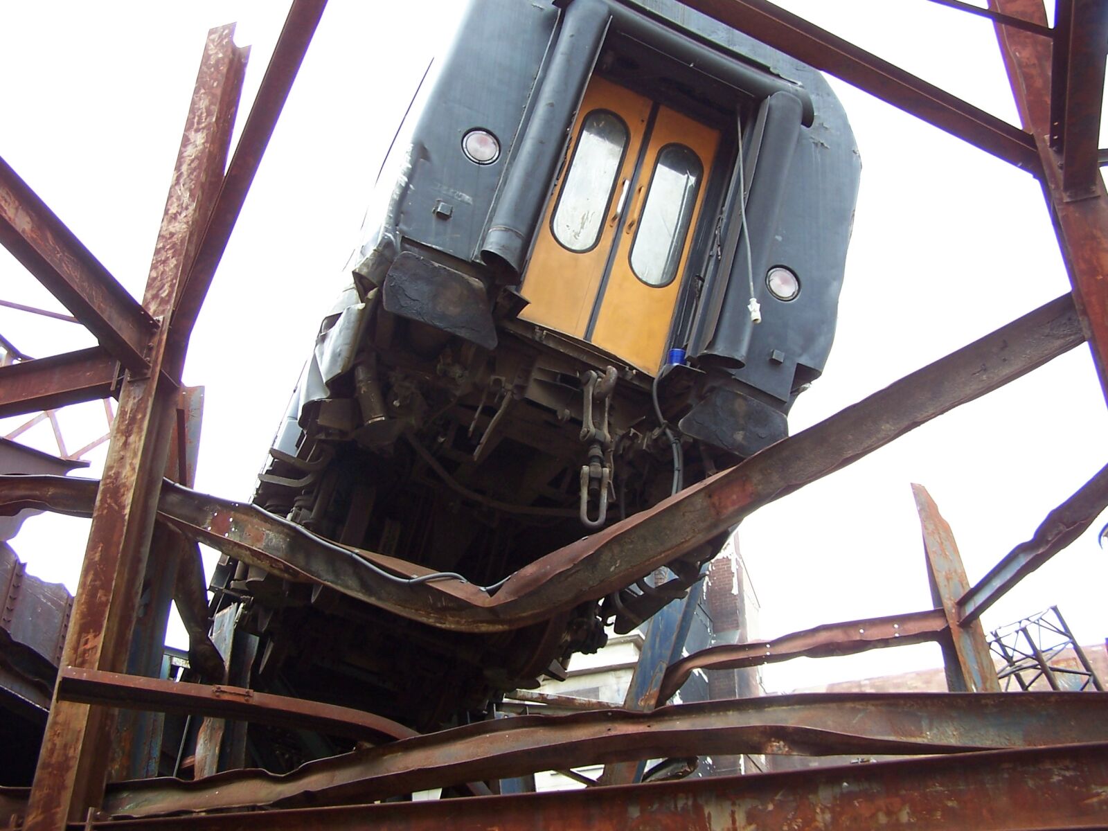 Kodak DX6490 ZOOM DIGITAL CAMERA sample photo. Disaster, disneyland, paris, train photography