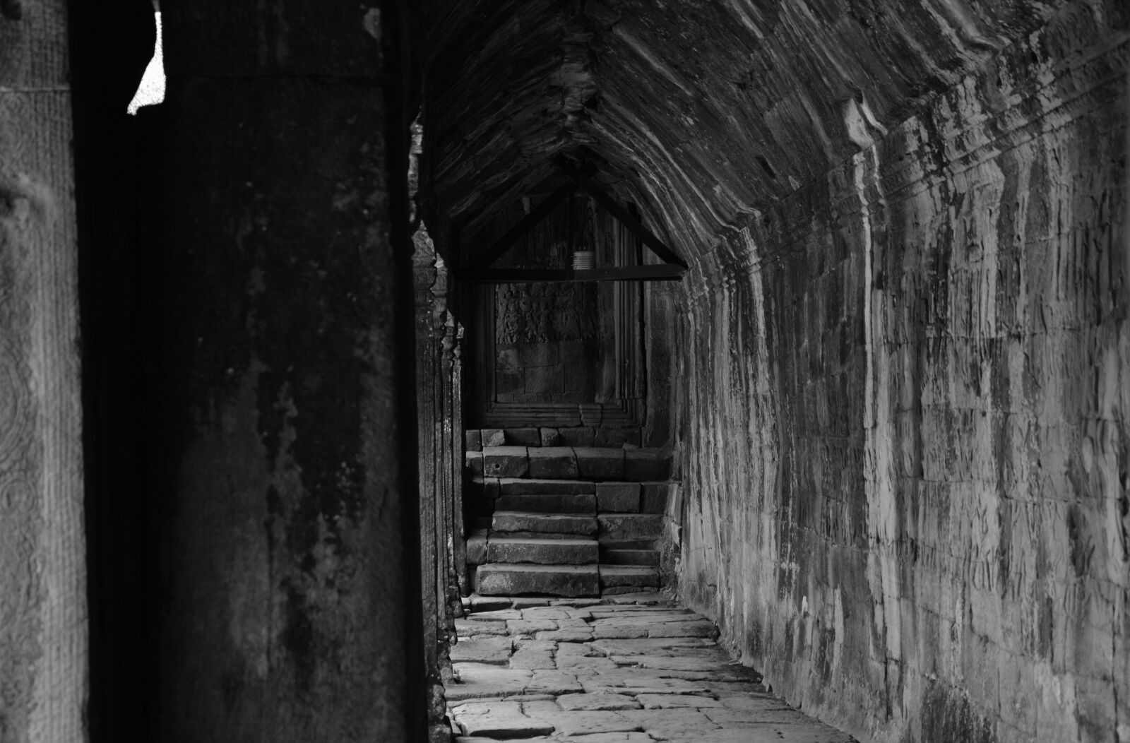 Nikon D5200 sample photo. Dark, tunnel, dungeon photography