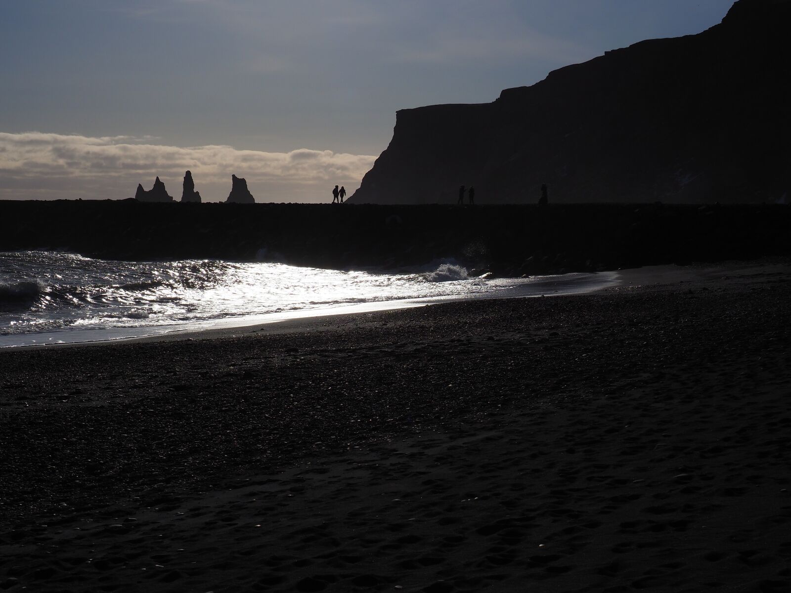 Olympus M.Zuiko Digital ED 12-100mm F4.0 IS Pro sample photo. Reynisdrangar, rock, surf cob photography