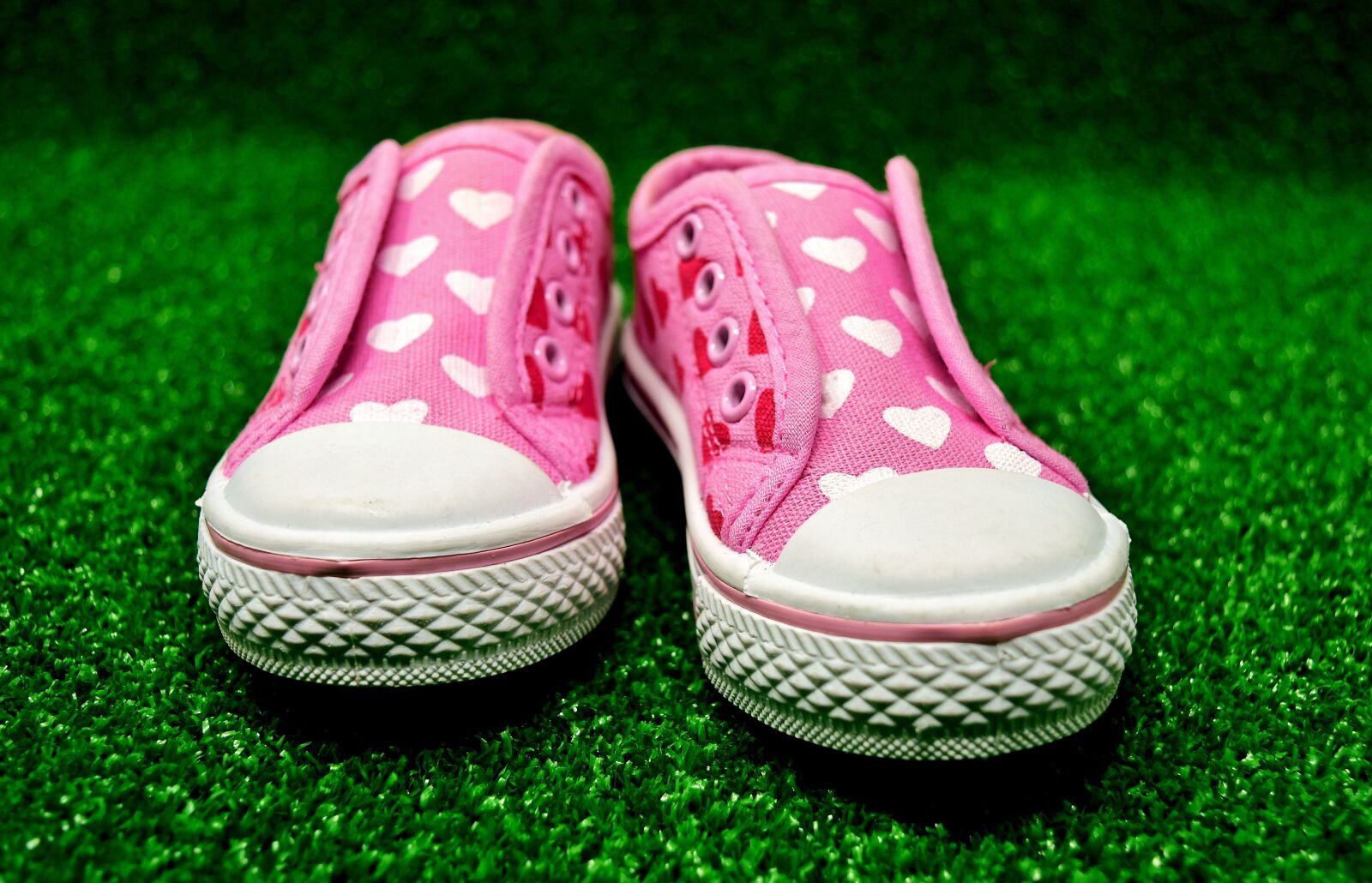 Nikon D7200 sample photo. Children's shoes, cute, sports photography