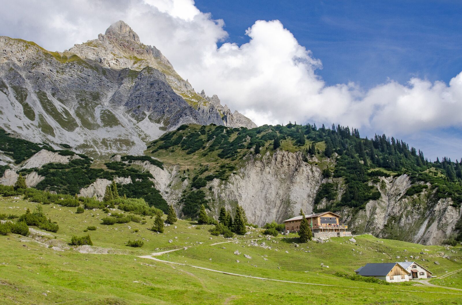 Nikon D5100 sample photo. Heinrich hosts hut, rellstal photography