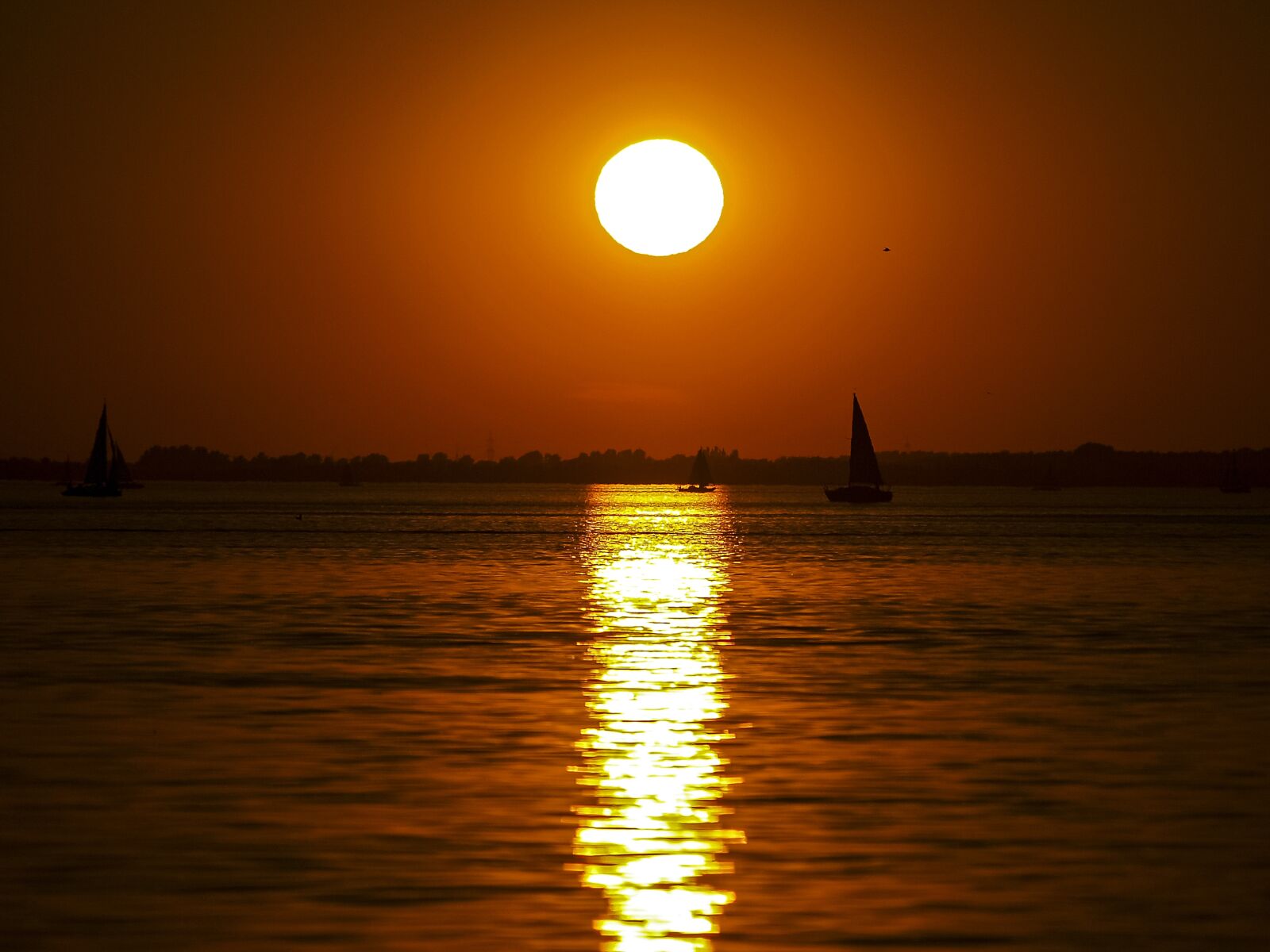 Olympus E-3 sample photo. Landscape, water, twilight photography