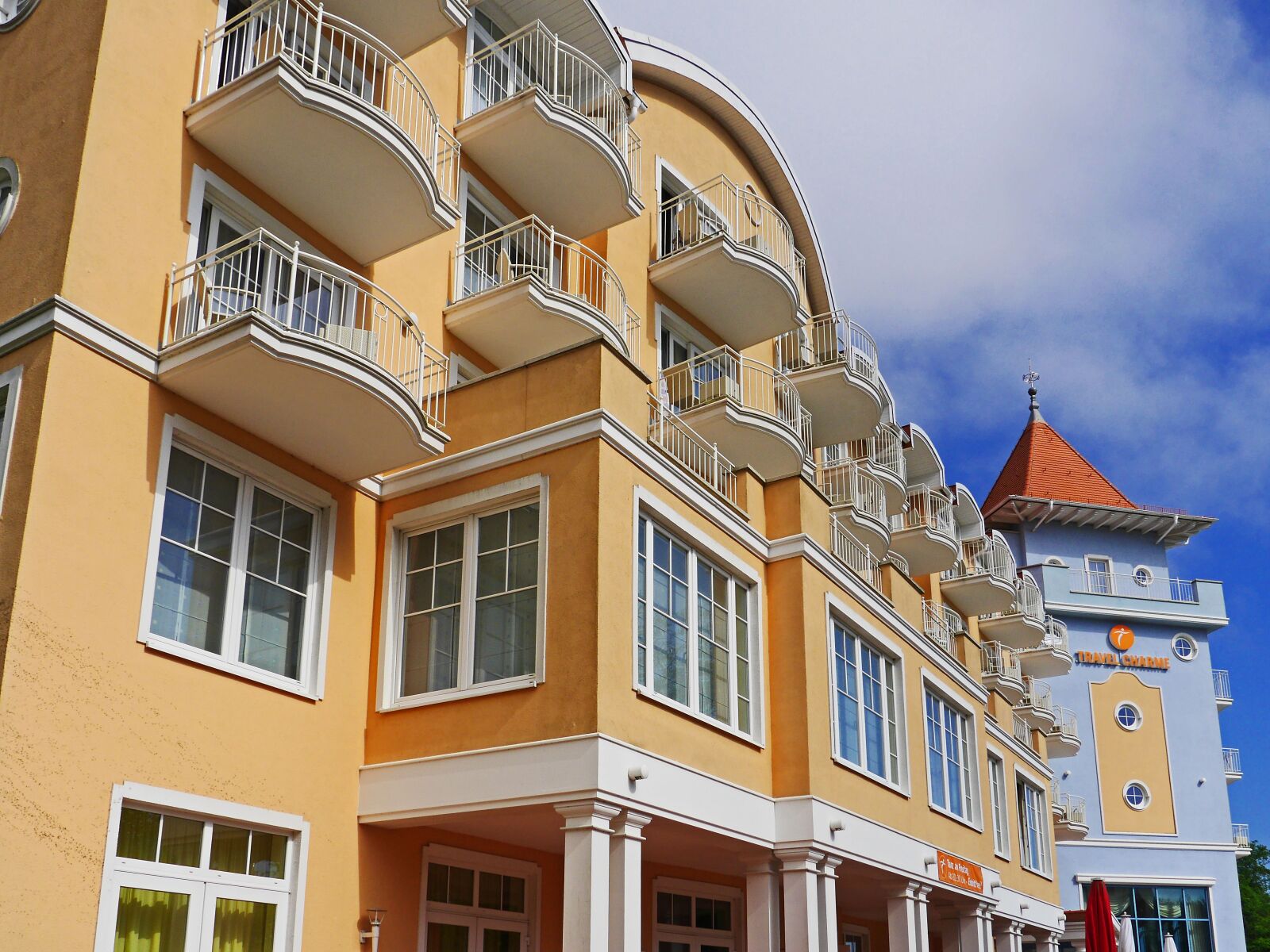 Panasonic Lumix DMC-GH3 sample photo. Sellin, kurhaus, hotel photography