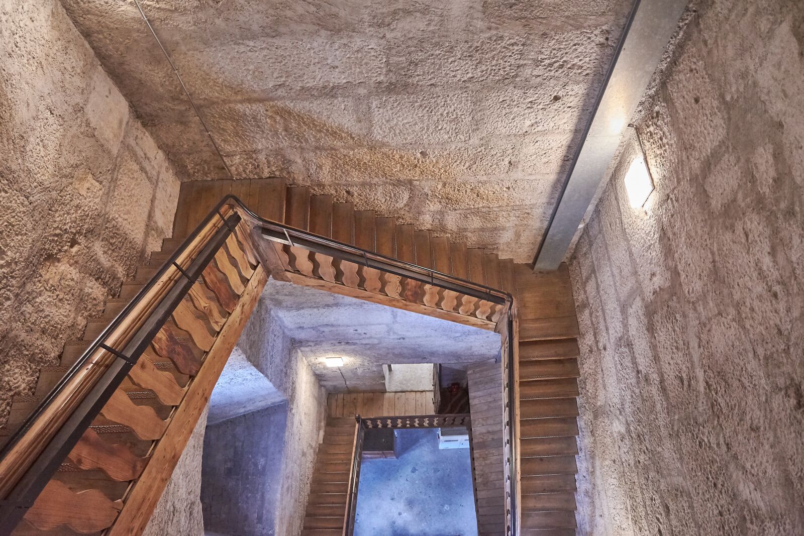 Nikon D7200 sample photo. Wood stairs, steeple, antique photography