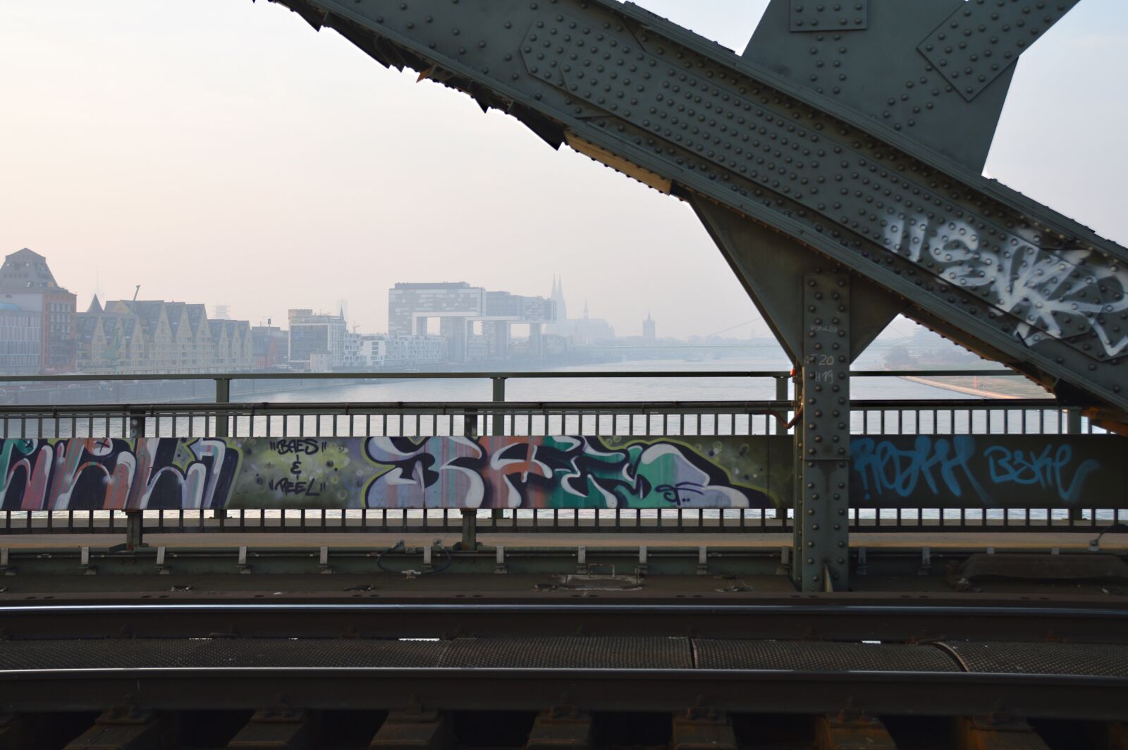 Nikon D3200 sample photo. Cologne, bridge, railway photography
