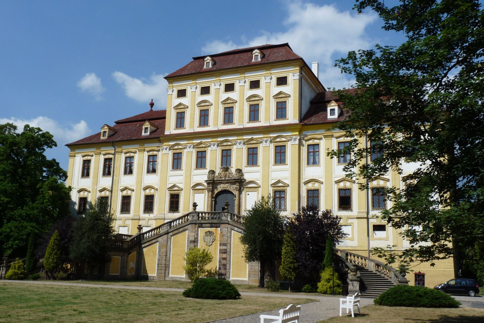 Panasonic Lumix DMC-FZ28 sample photo. Czech republic, castle, architecture photography