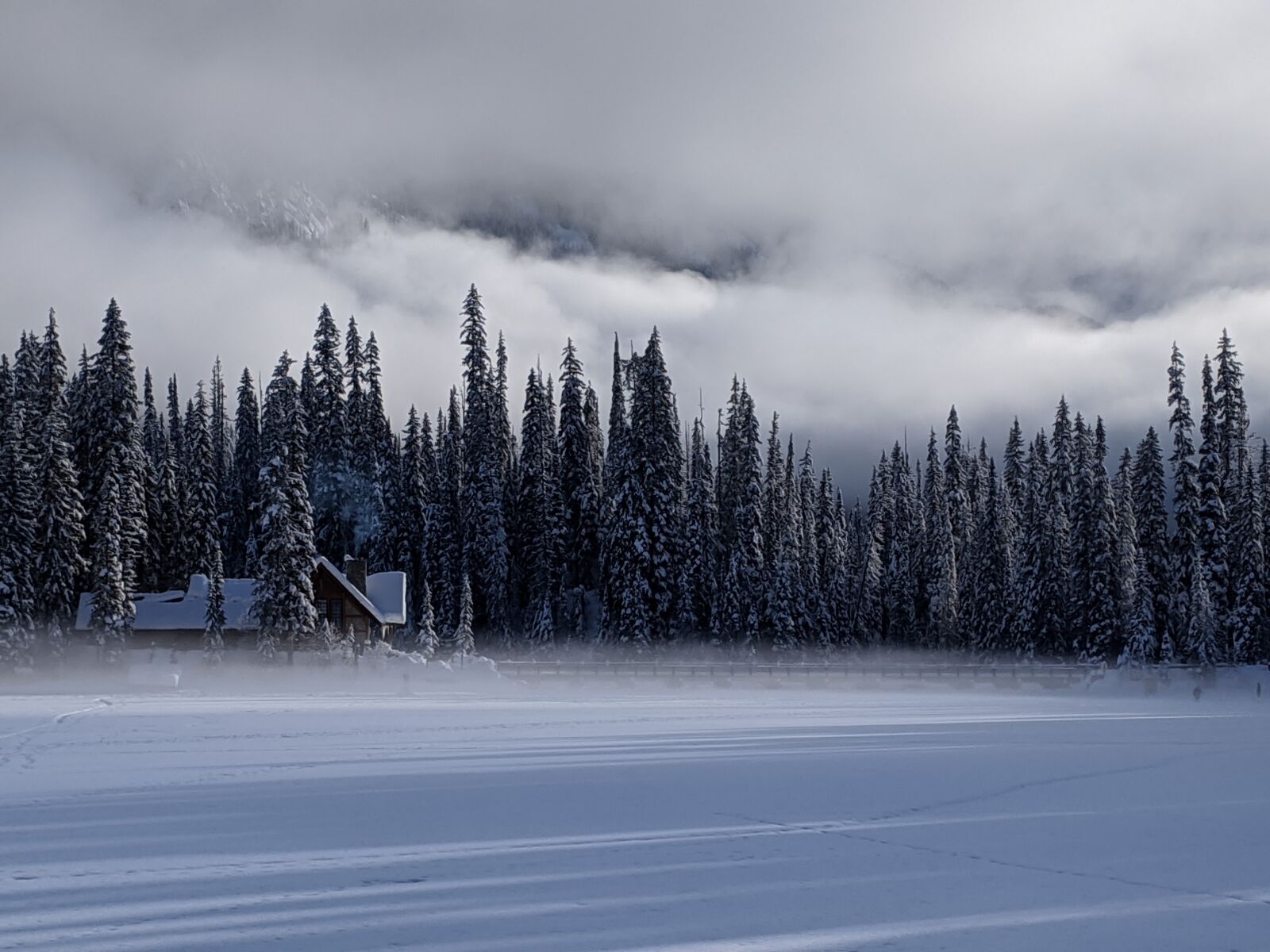 Google Pixel 3 sample photo. Emerald lake lodge, snow photography