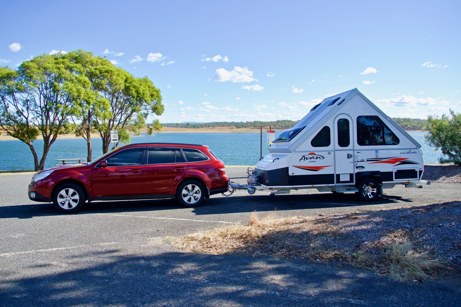 Sony E 18-135mm F3.5-5.6 OSS sample photo. Caravan, avan, australia photography
