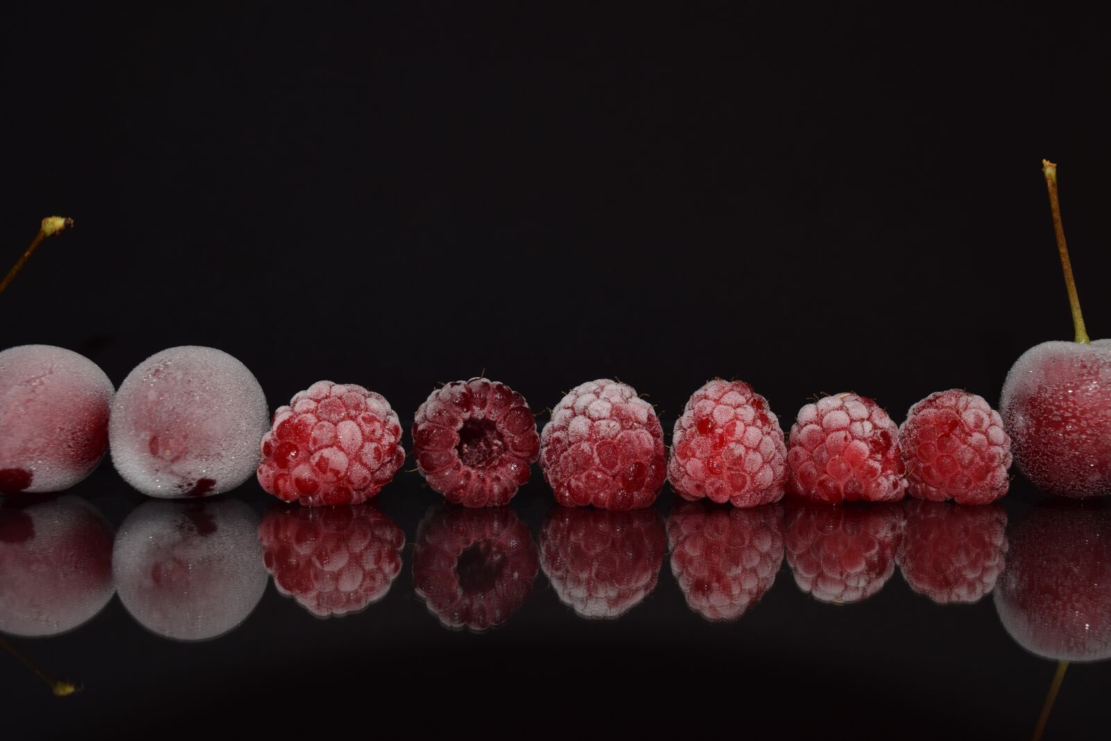 Nikon D3300 sample photo. Raspberries, cherries, close up photography