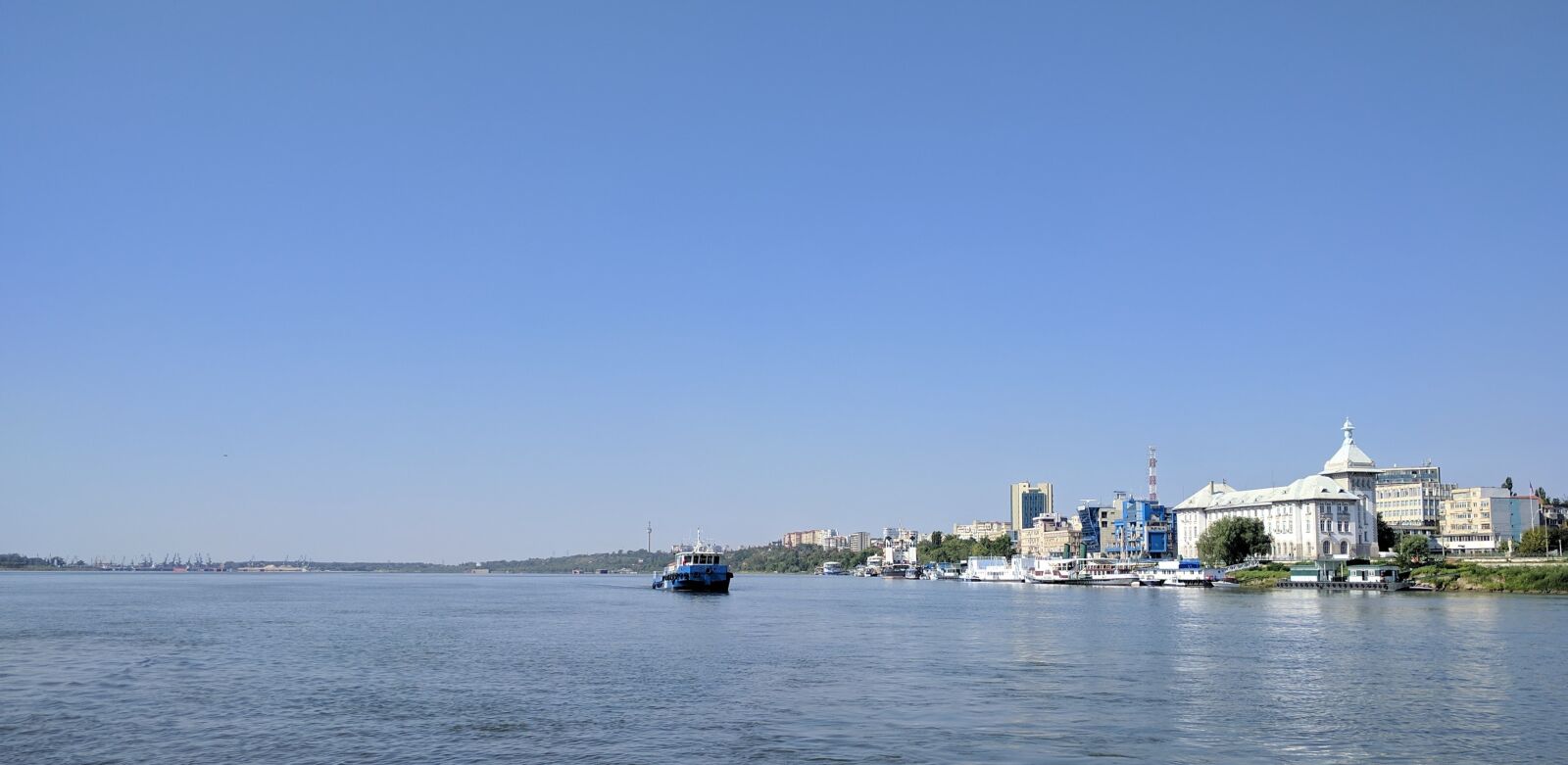LG Nexus 5X sample photo. Danube, galati, romania photography