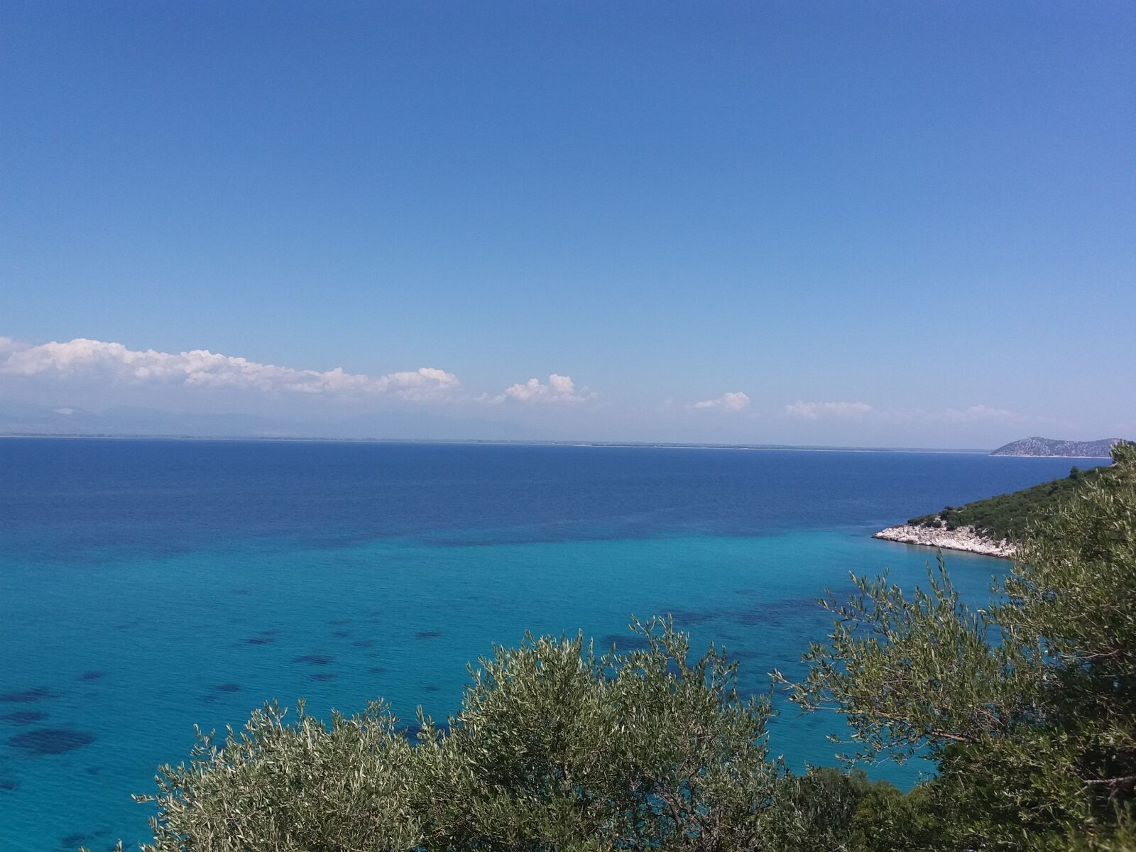 Samsung Galaxy J5 sample photo. Greece, summer, vibes, water photography