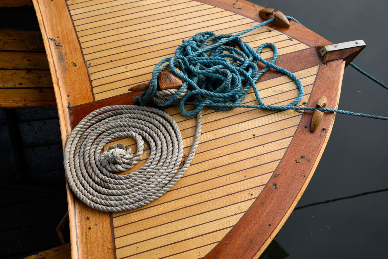 Nikon Z8 sample photo. Boat ropes photography