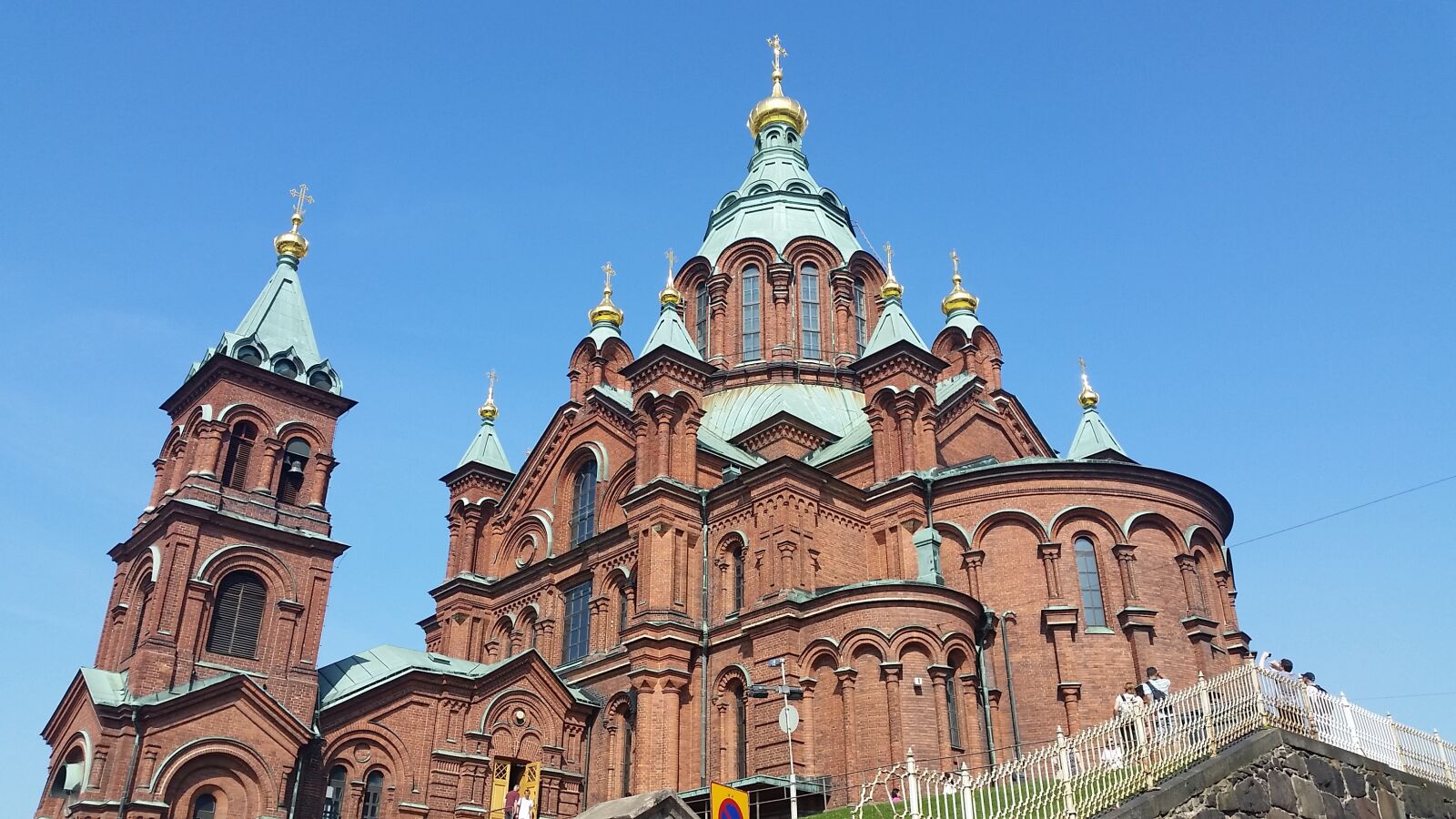 Samsung Galaxy Alpha sample photo. Church, helsinki, architecture photography