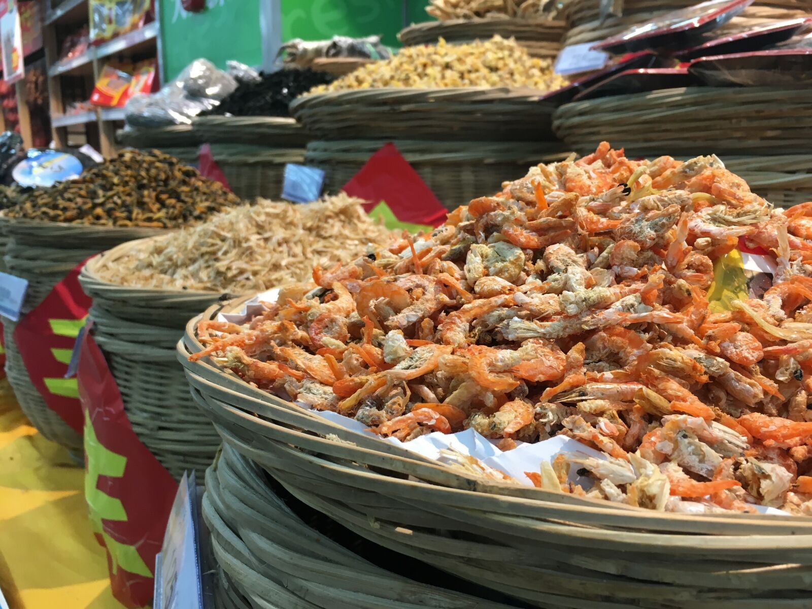 Apple iPhone 6s sample photo. Crabs, dried, food photography
