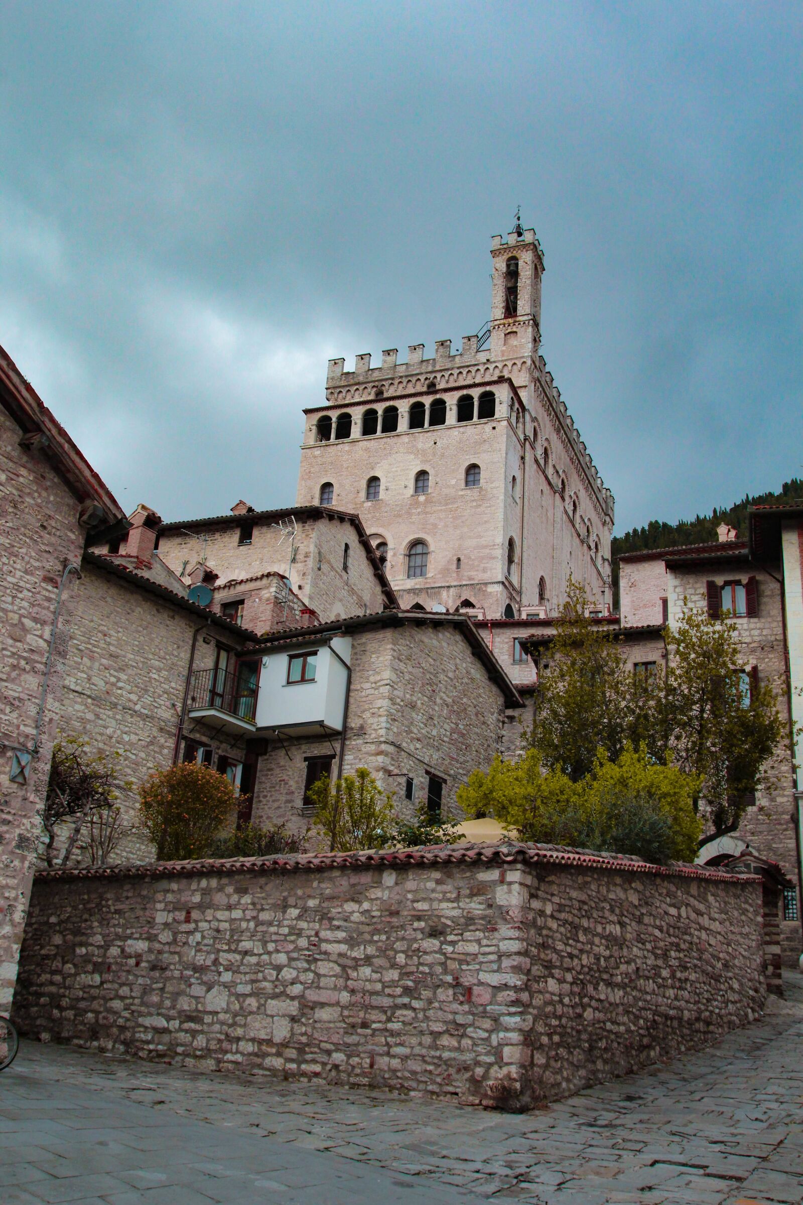 Tamron SP AF 17-50mm F2.8 XR Di II LD Aspherical (IF) sample photo. Gubbio, umbria, italy photography