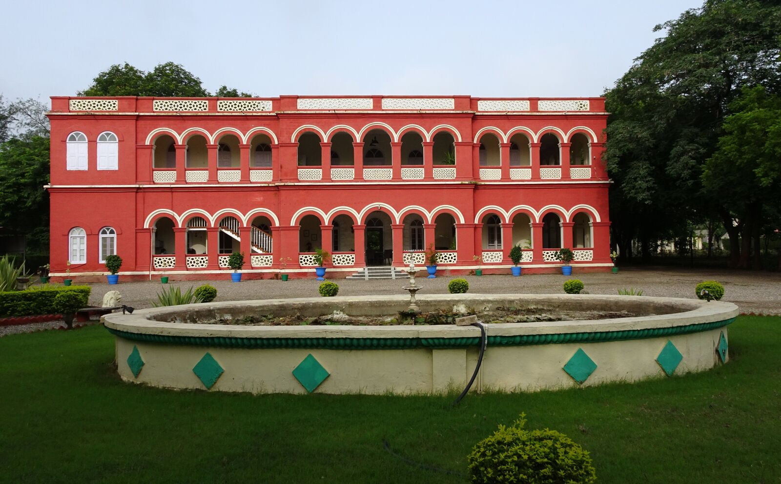 Sony Cyber-shot DSC-HX90V sample photo. Palace, building, gondal photography