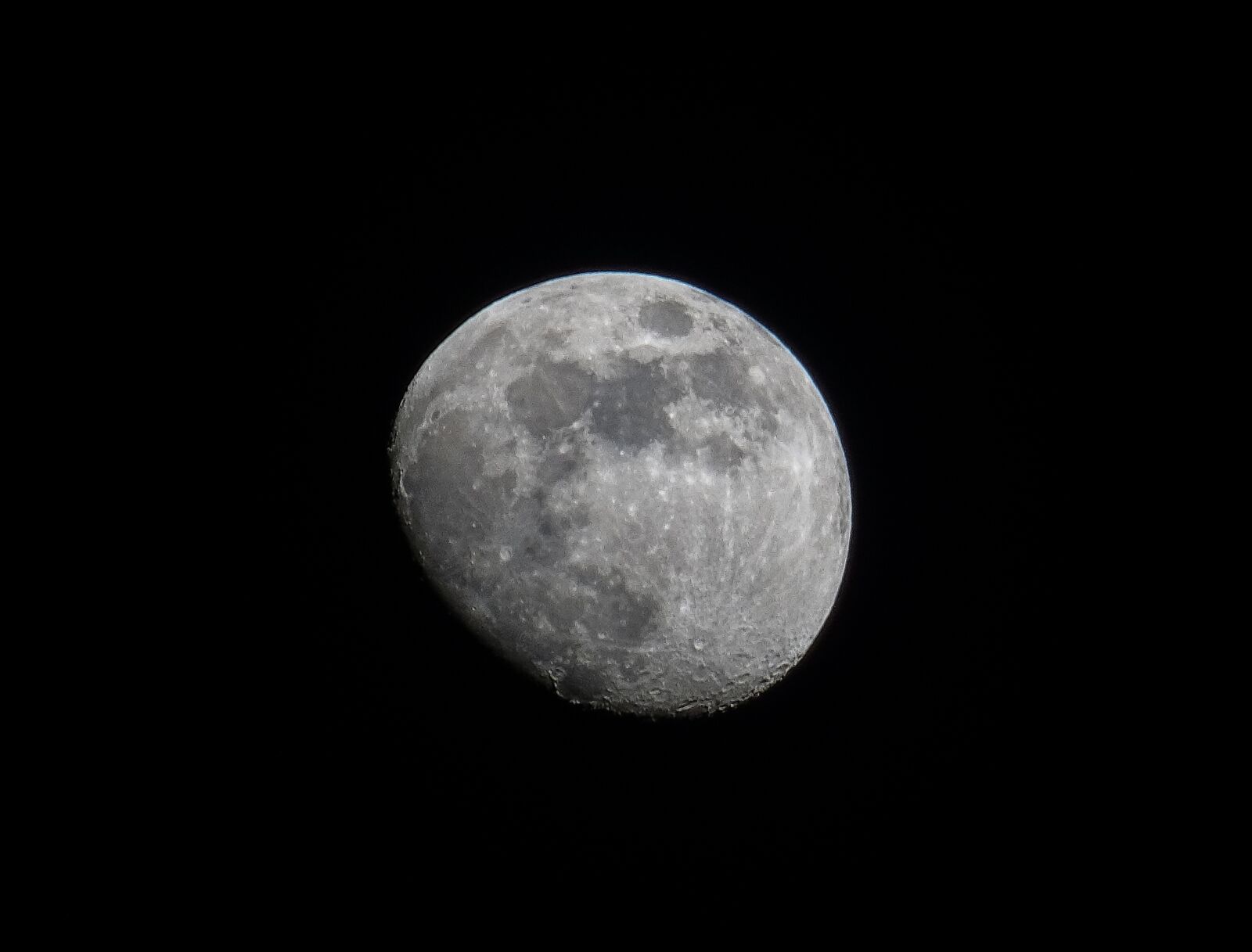 Sony DSC-HX60V sample photo. Moon, astronomy, waxing moon photography