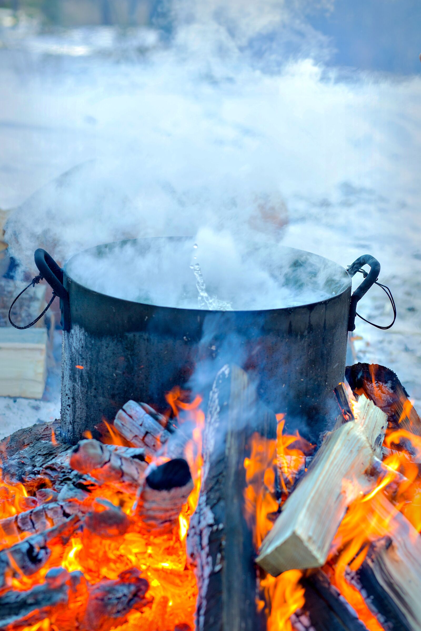 Canon EF 85mm F1.8 USM sample photo. Fire, pairs, flame photography