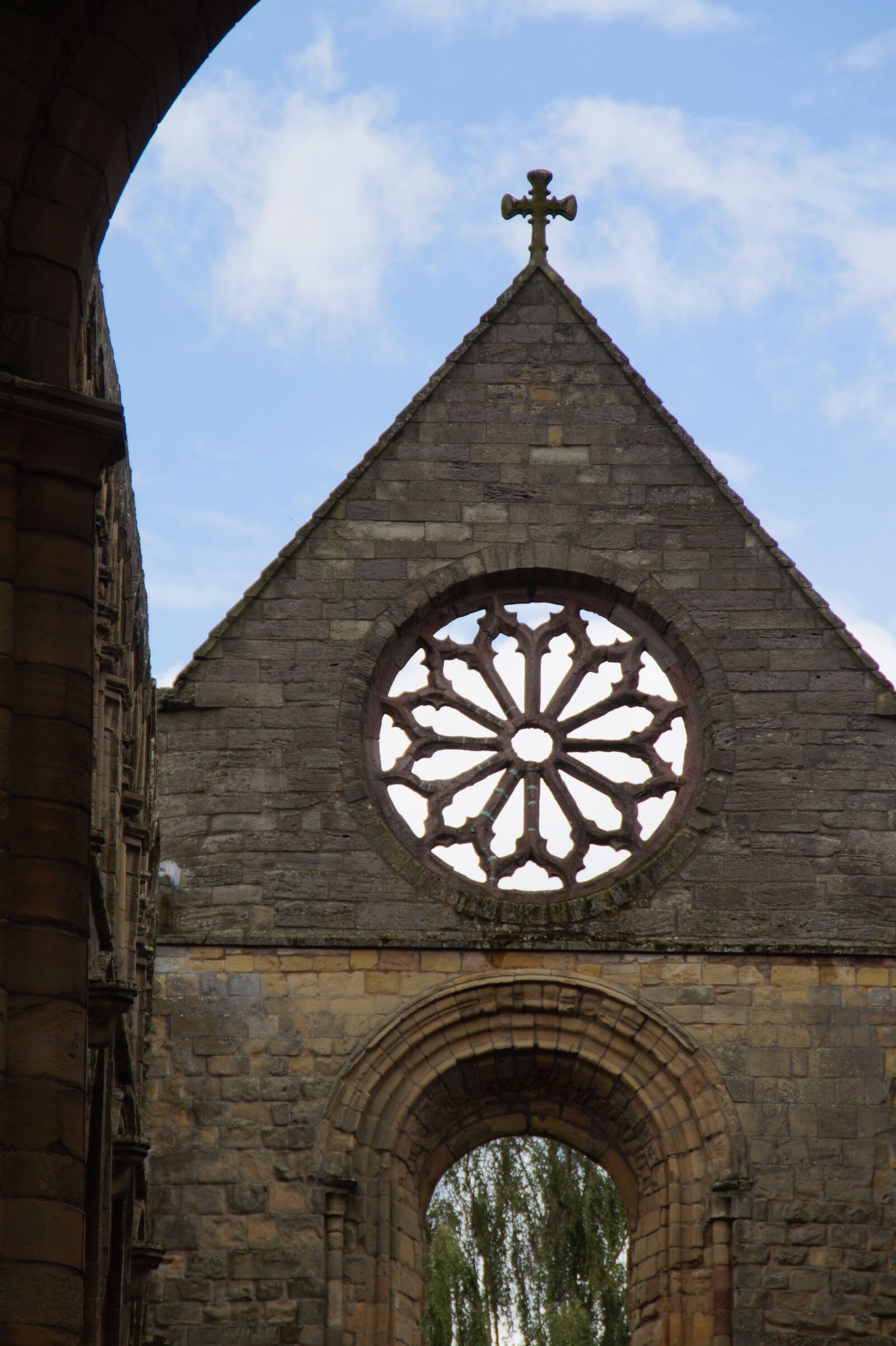 Sony SLT-A58 sample photo. Jedburgh, scotland, abbey photography
