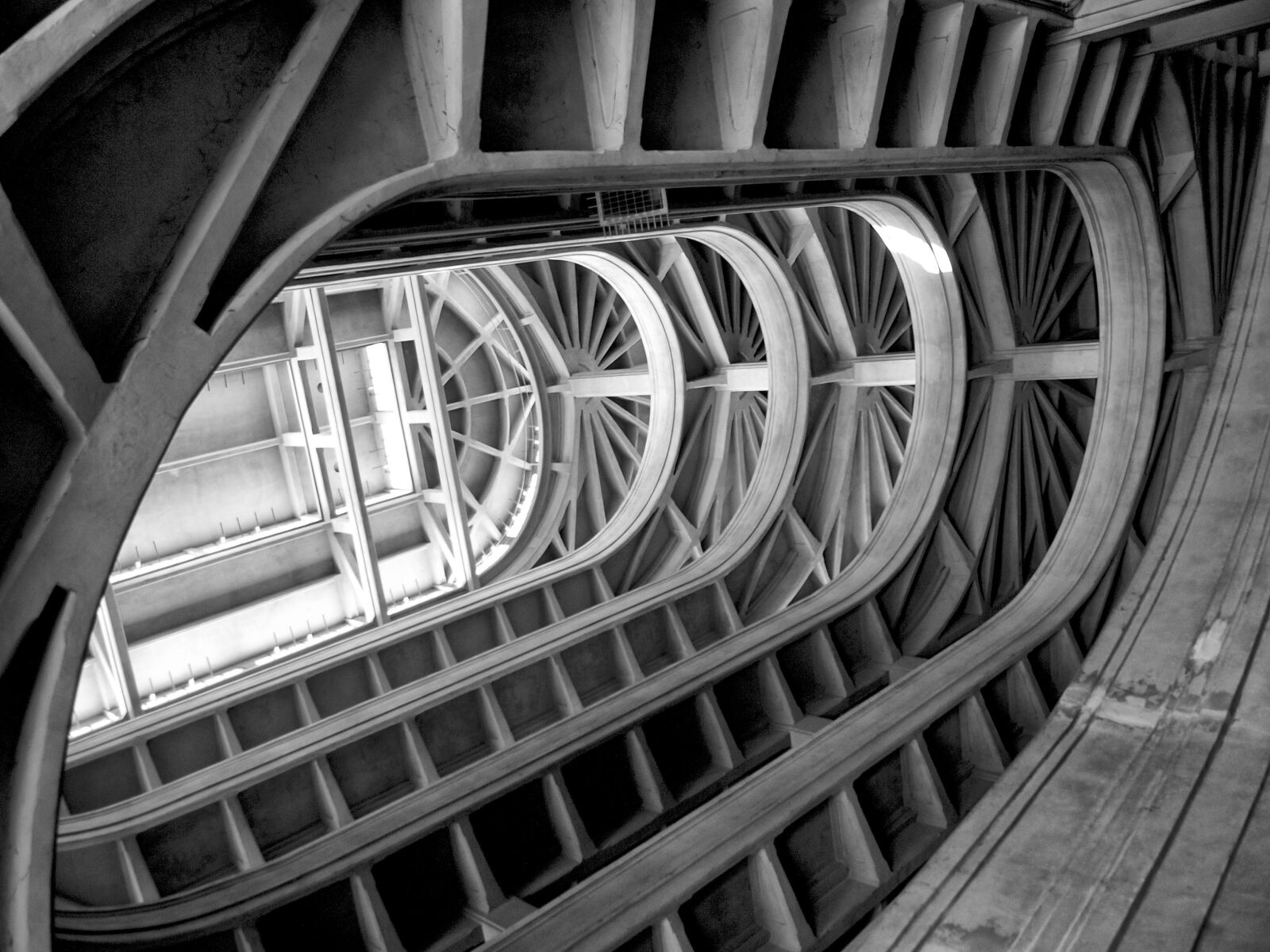 Olympus E-3 sample photo. Architecture, ingot, spiral photography