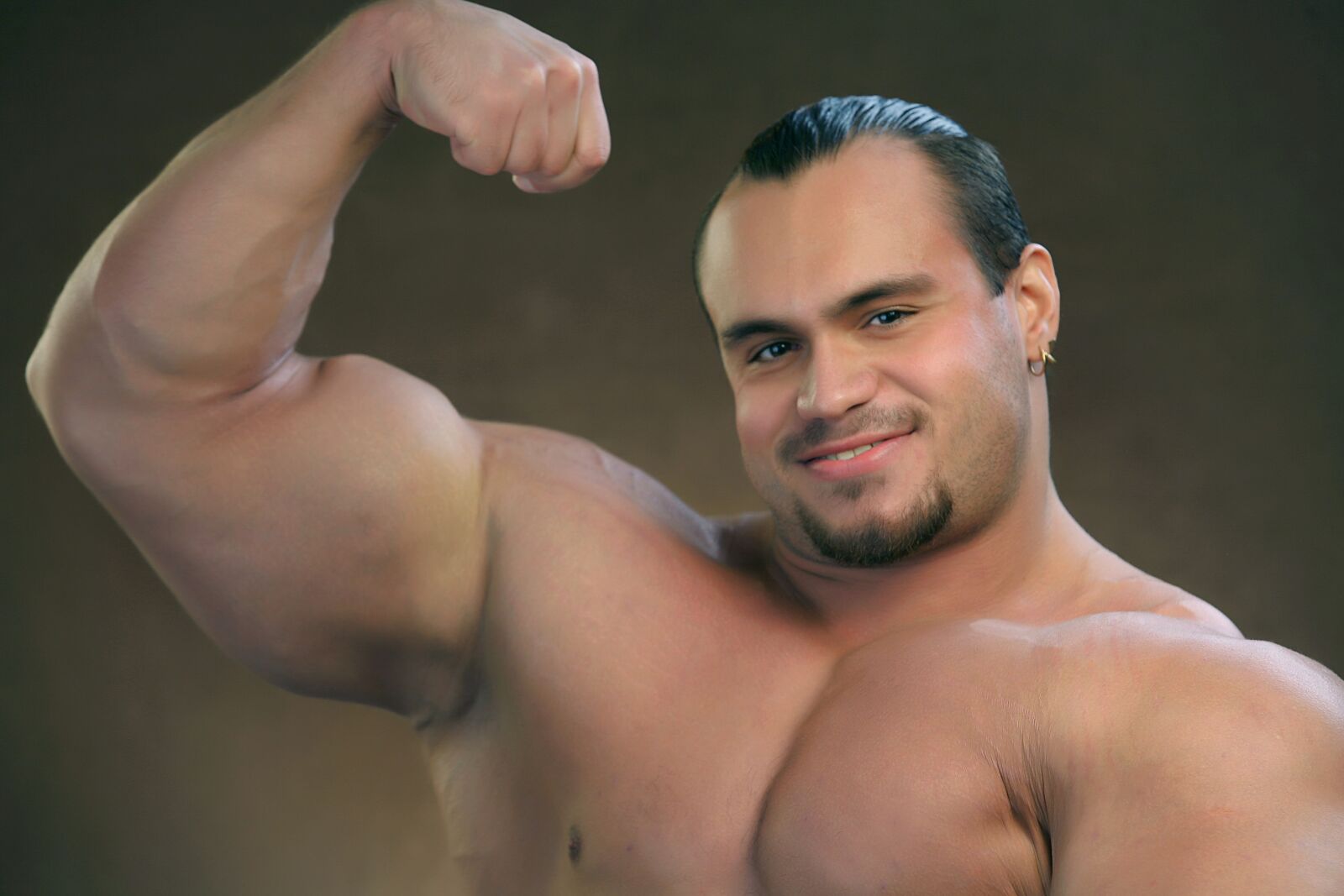 Canon EOS 5D sample photo. Fitness, body-builder, biceps photography