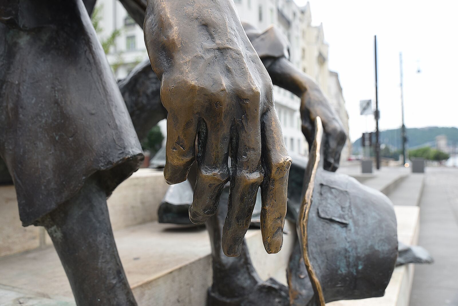 Nikon D750 sample photo. Statue, sculpture, danube photography