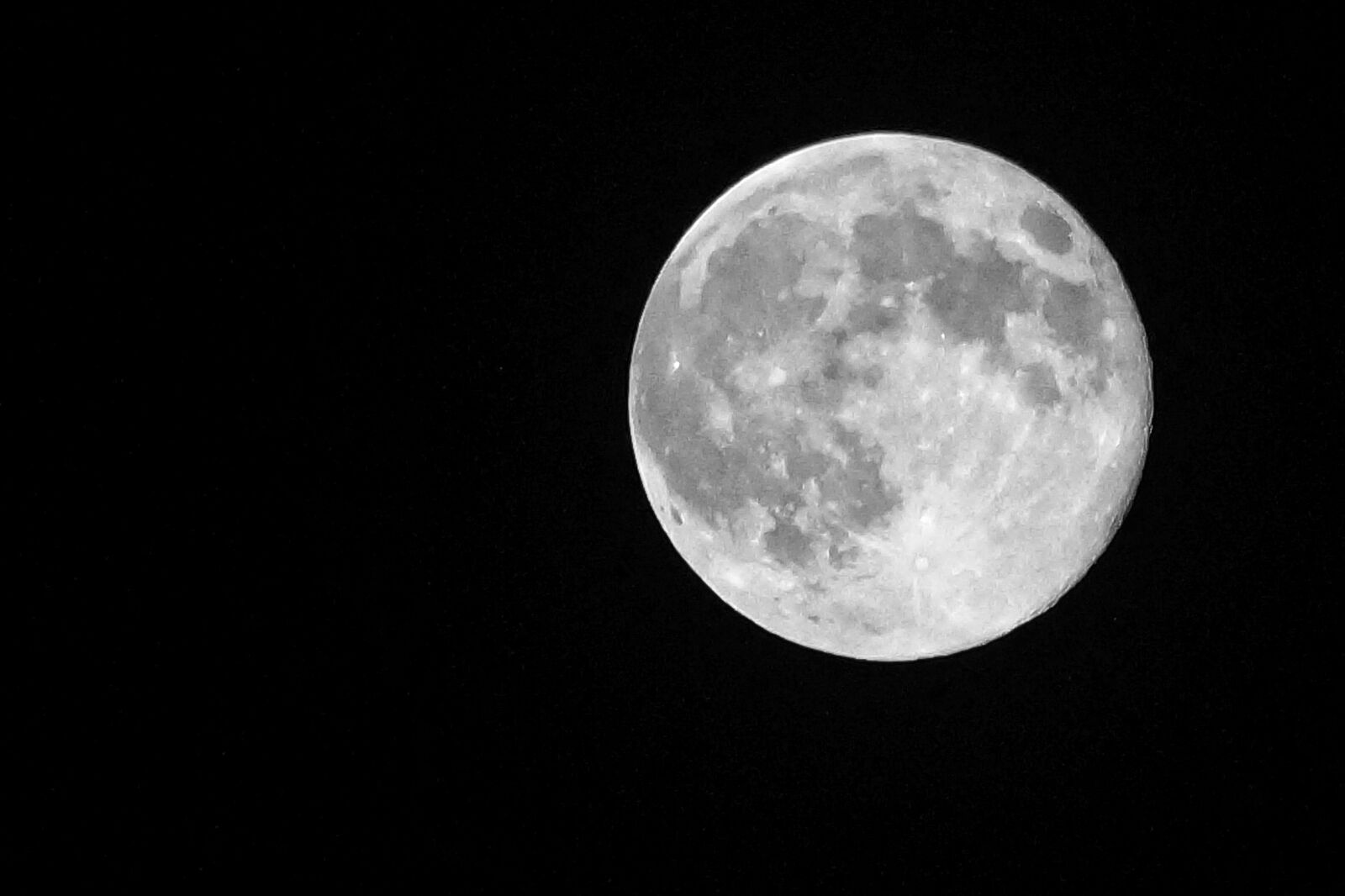 Sony SLT-A58 + Sony DT 55-200mm F4-5.6 SAM sample photo. Moon, night, white moon photography