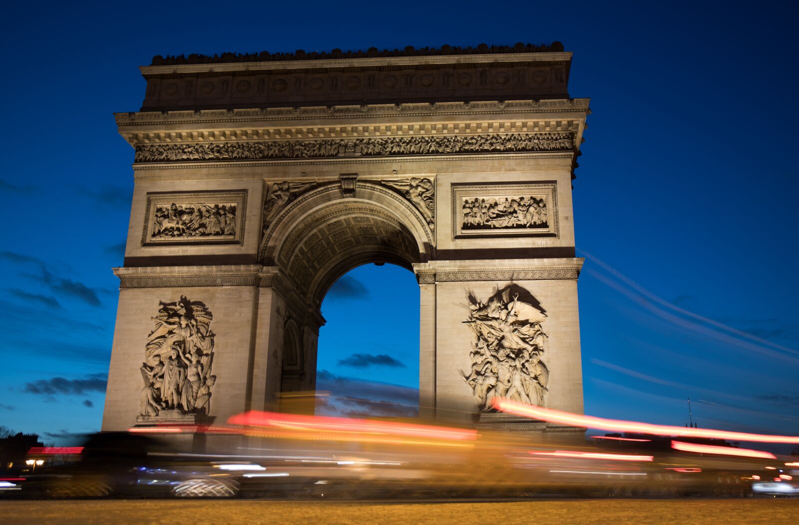 Canon EOS 6D Mark II sample photo. Traffic, arc de triomphe photography