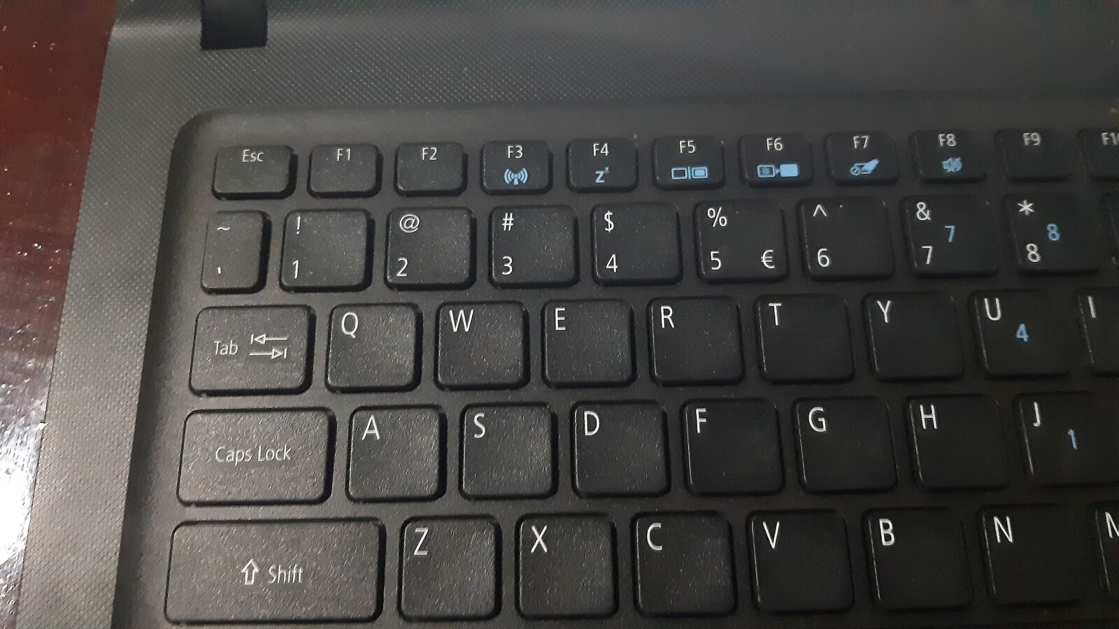 Samsung Galaxy A30 sample photo. Keyboard, computer, laptops photography